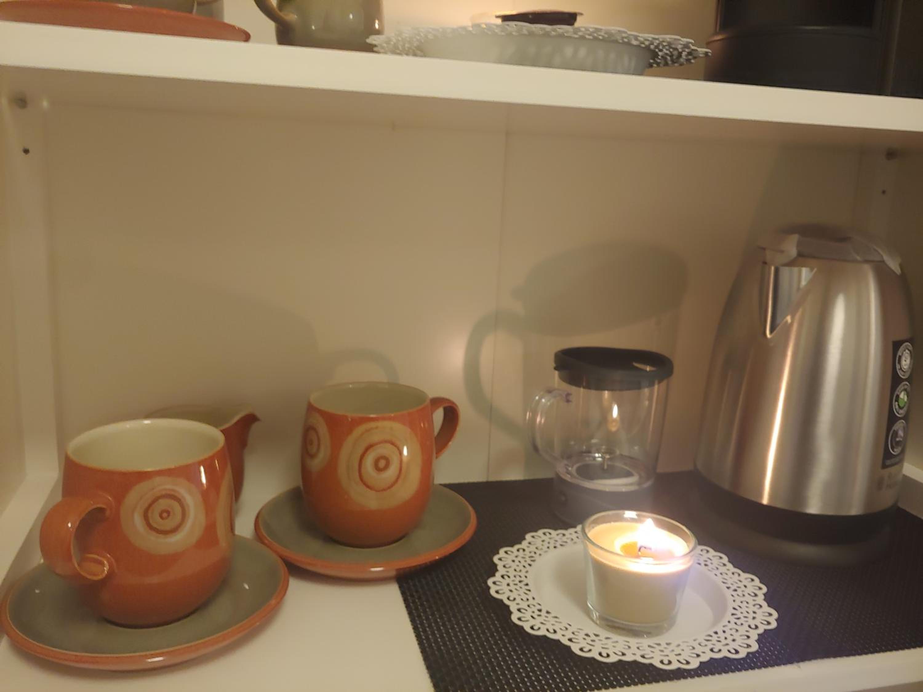 TINY ROOM en Sassari — kitchen