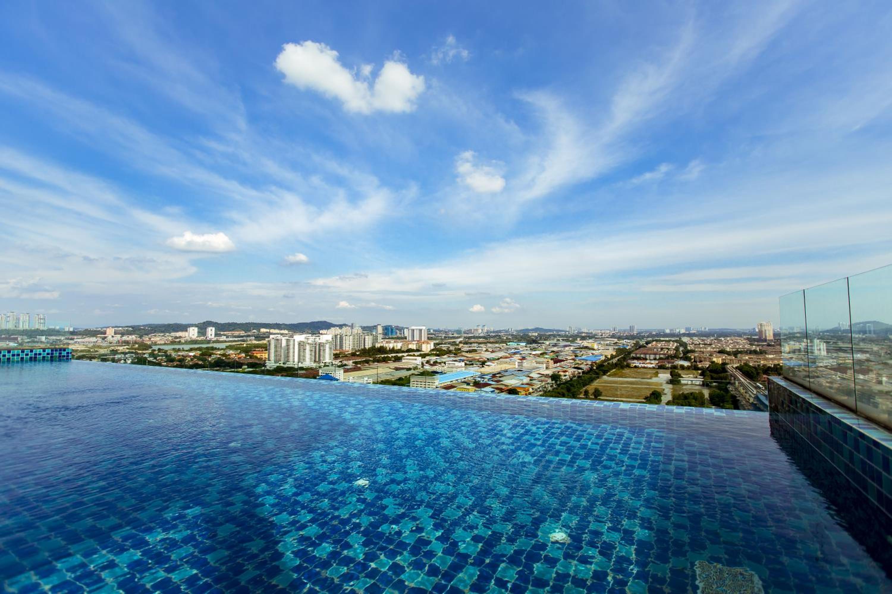 Da Men Sunway Subang By ODY Suites