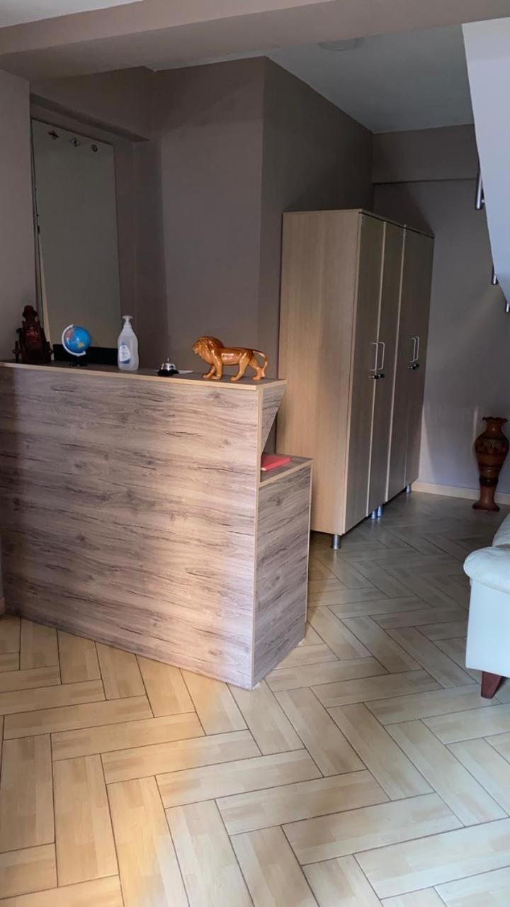Hotel Durres Vila 53