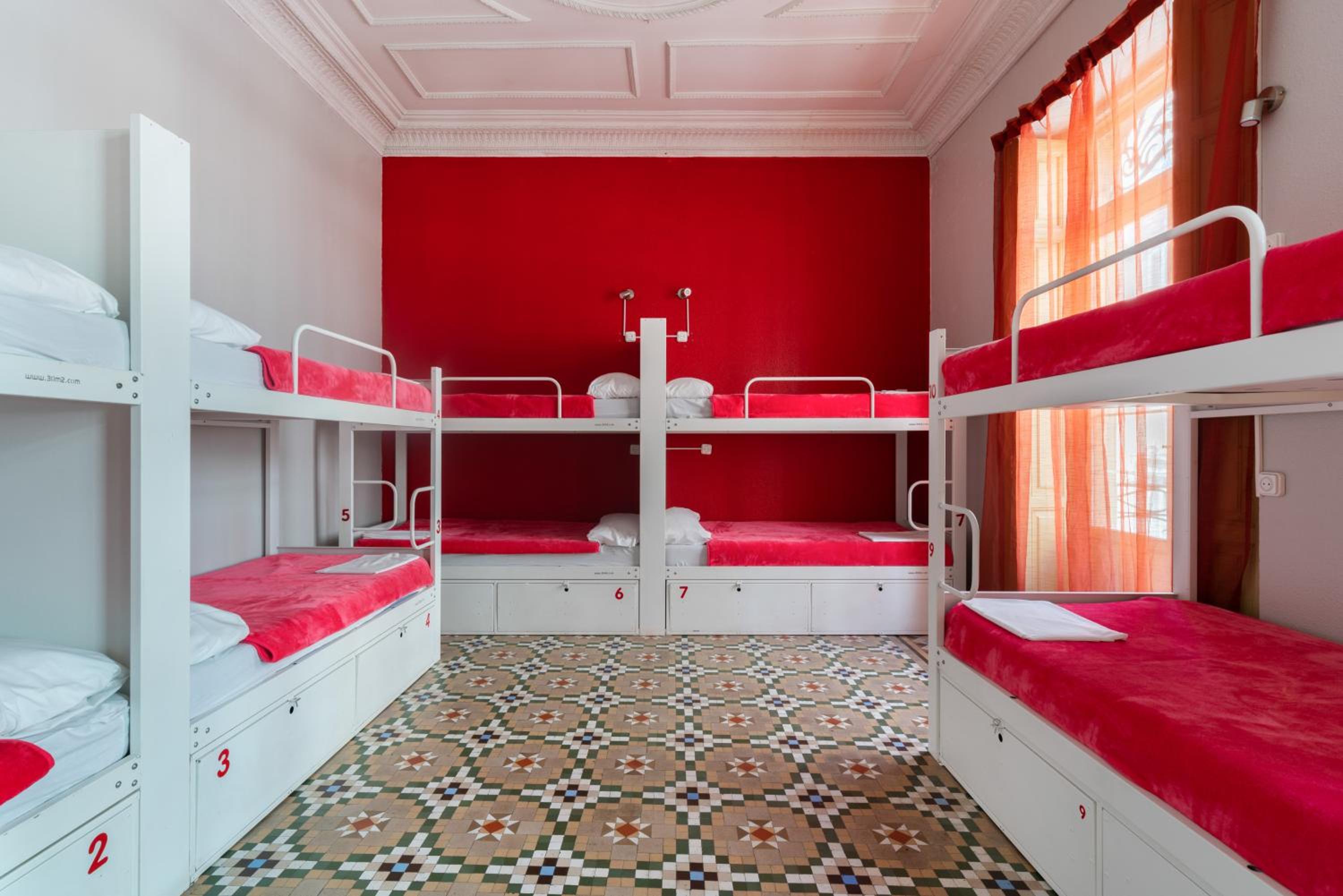 Red Nest Hostel