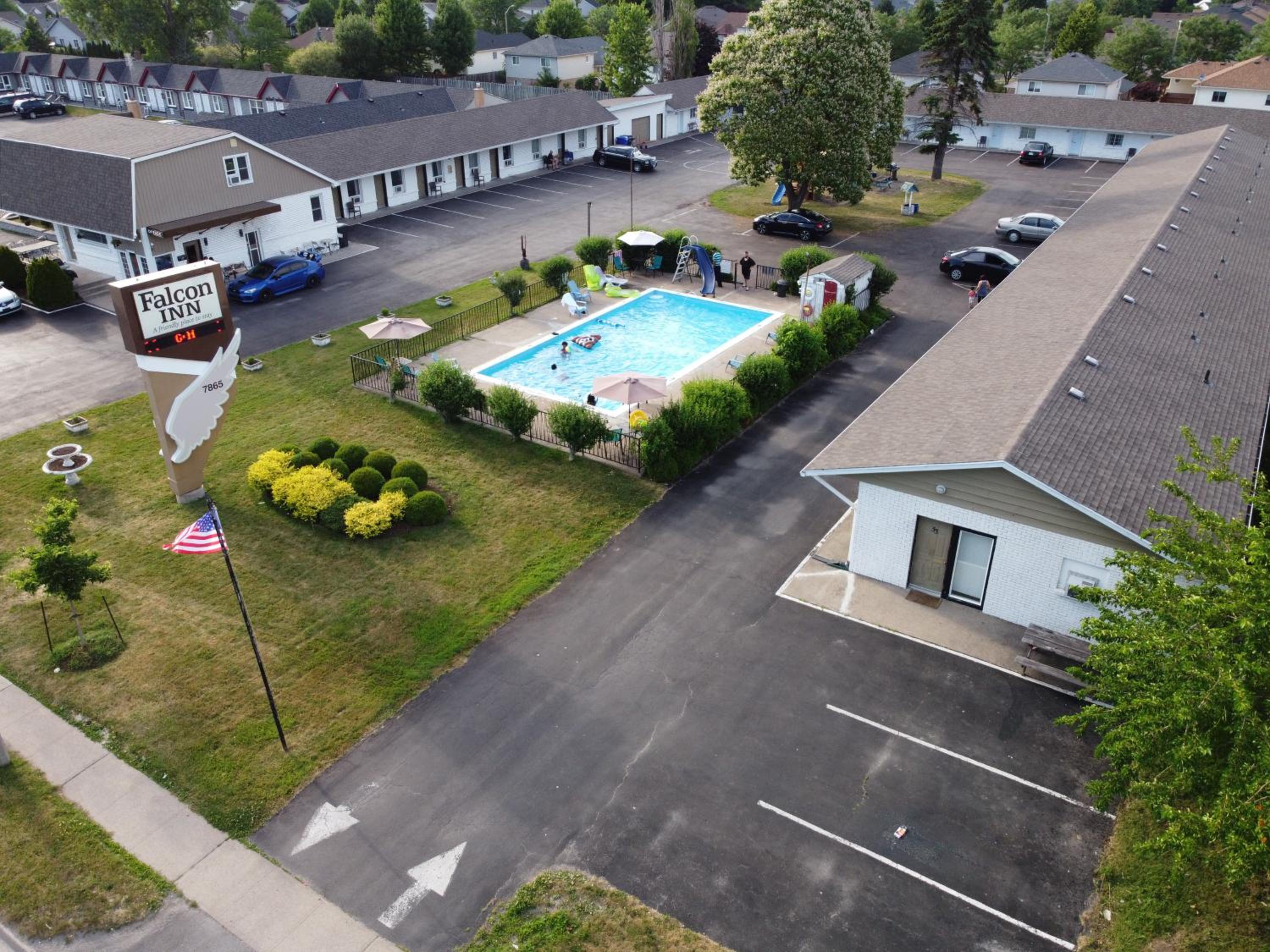 Falcon Inn