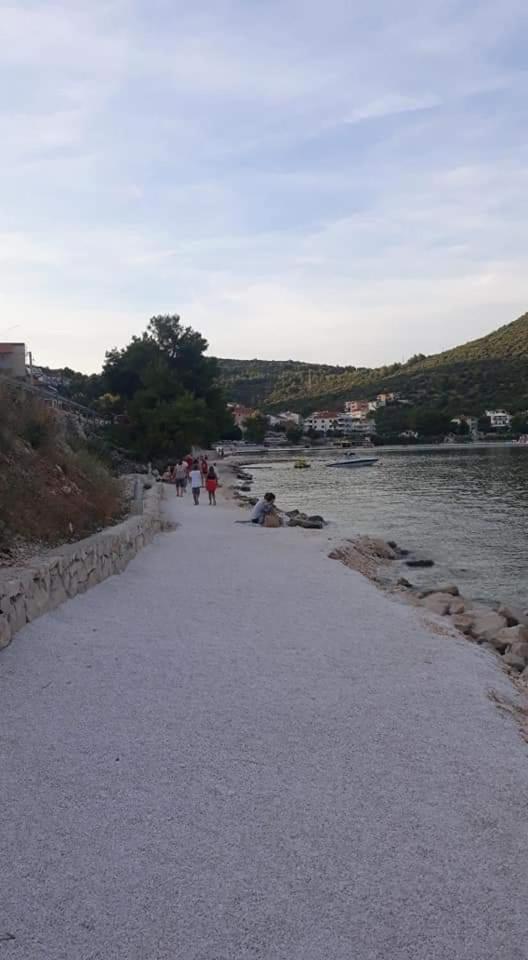 Apartmani Skalinada photo 3