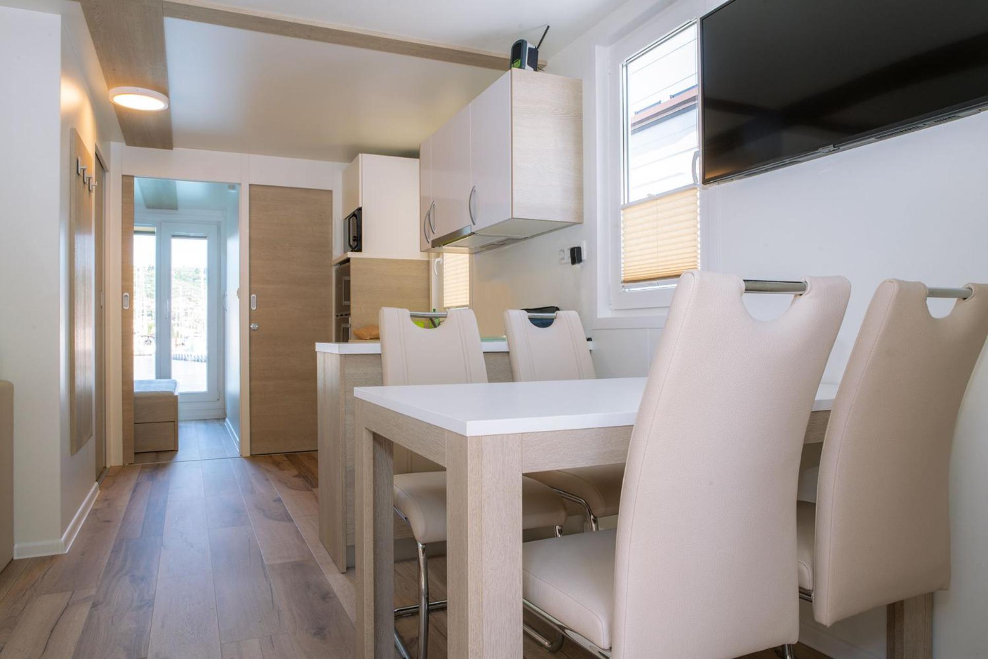 Ocean Beauty Beachfront Boat House in Portorož with Sea View and Jacuzzi