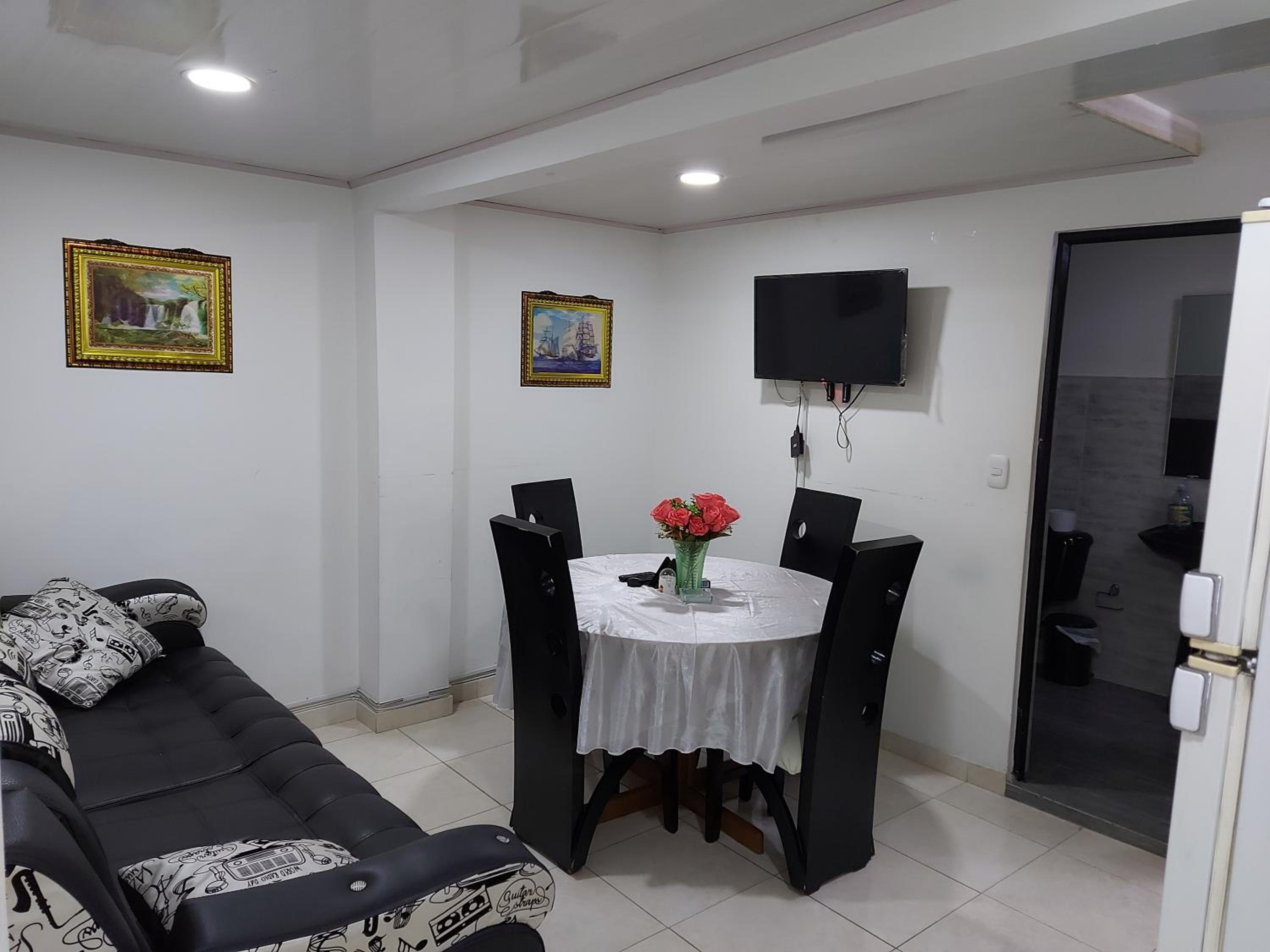 Apartamento Familia Premiun-Aeropuerto y embajada