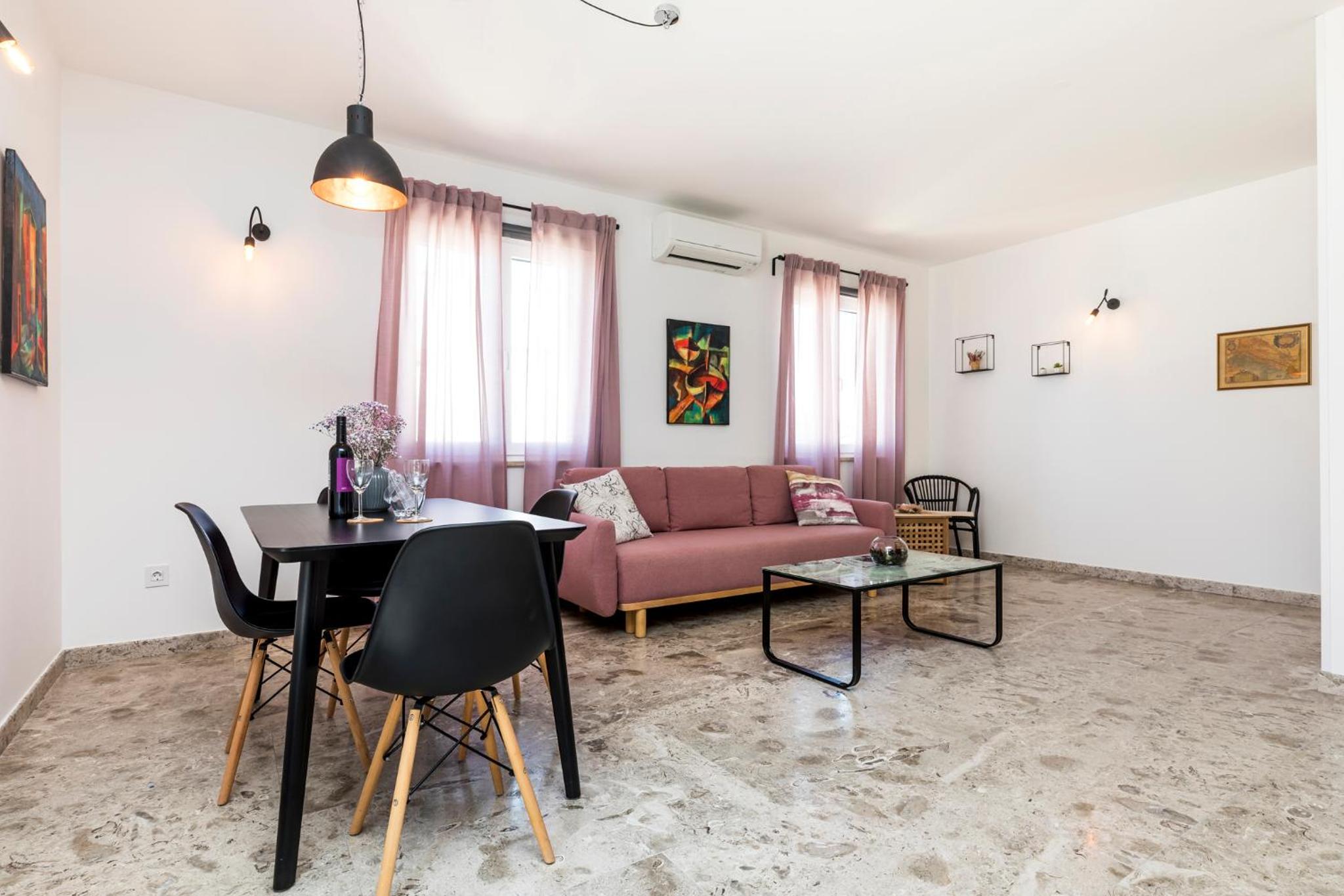 Apartment Medea, St. Martin view 2
