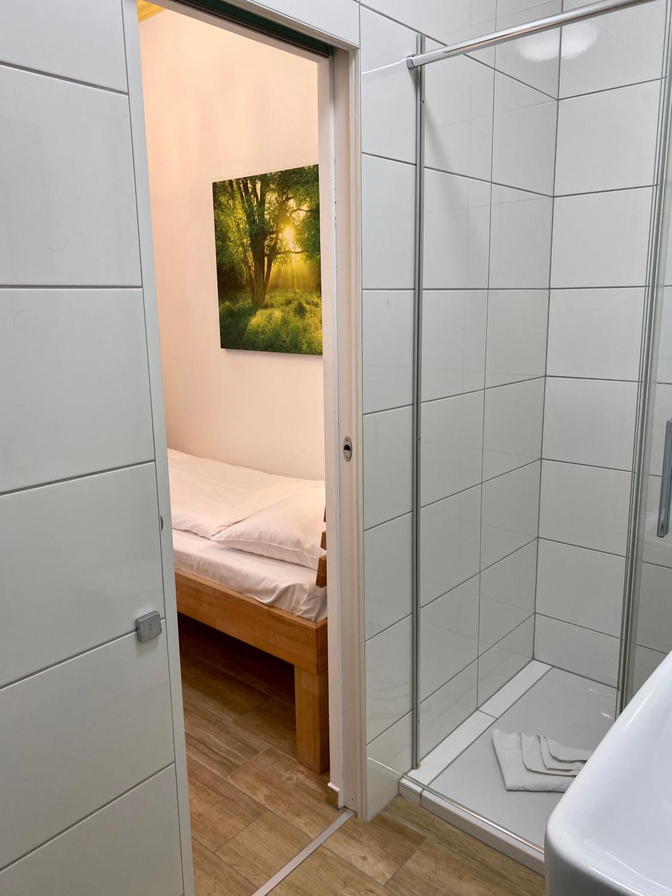 AJO Vienna Central Room - Contactless Check-in