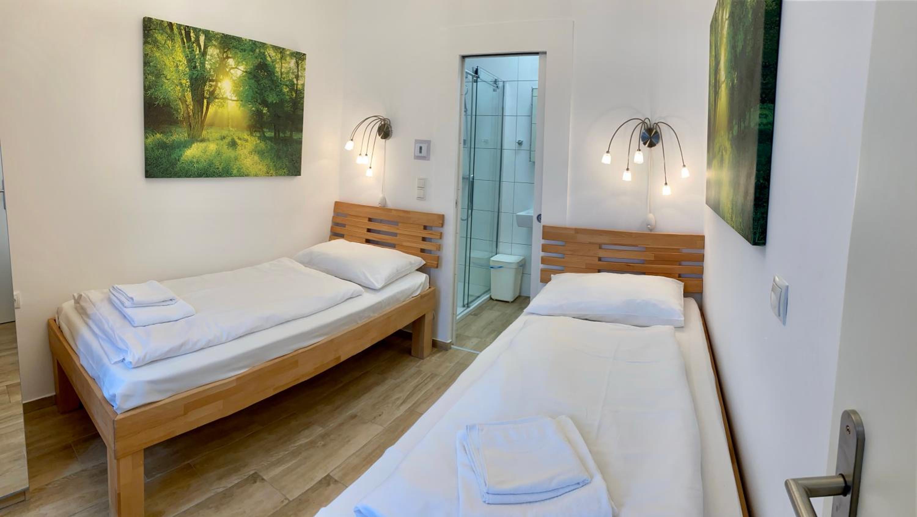 AJO Vienna Central Room - Contactless Check-in
