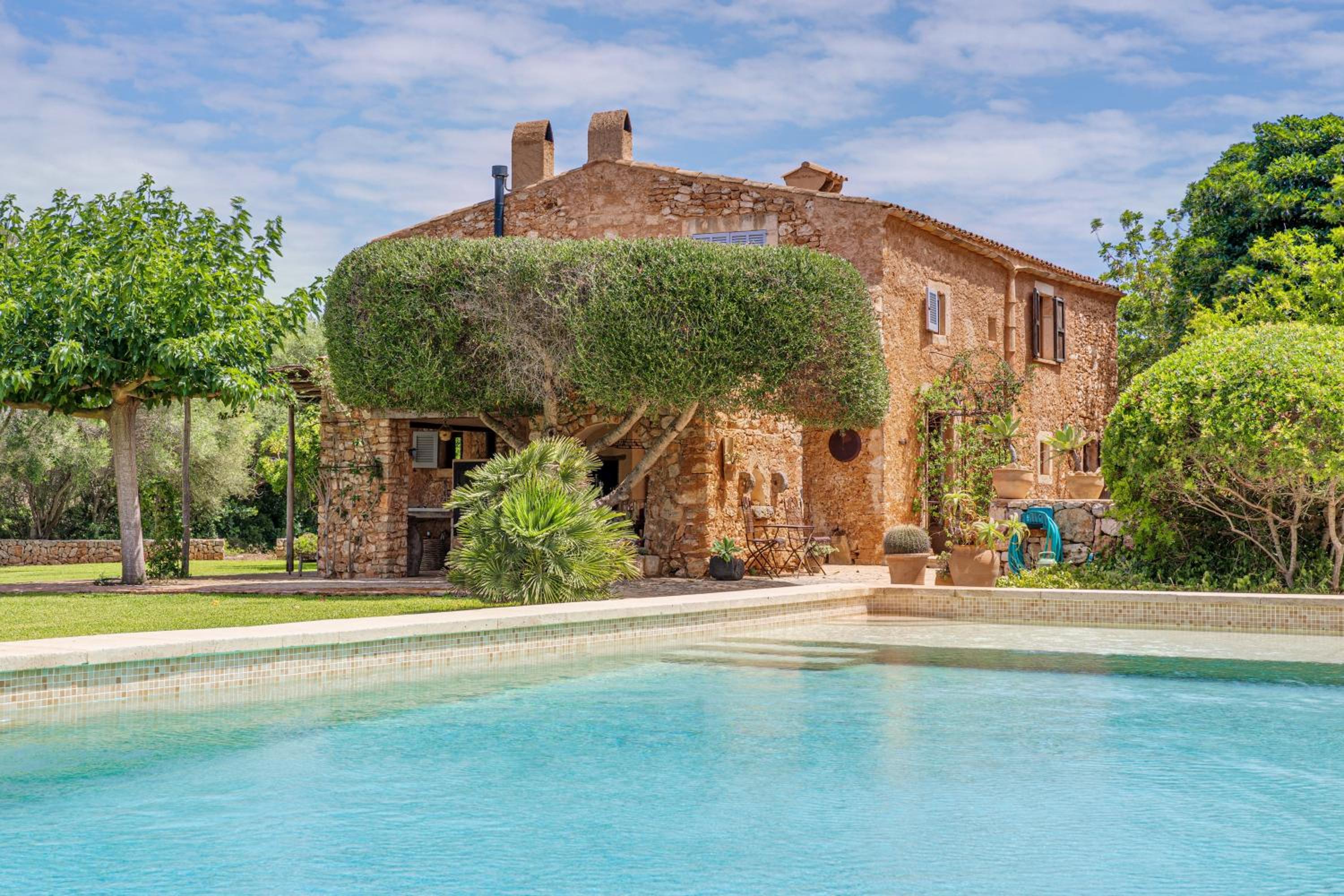 Hotel Can Putput - Image 1