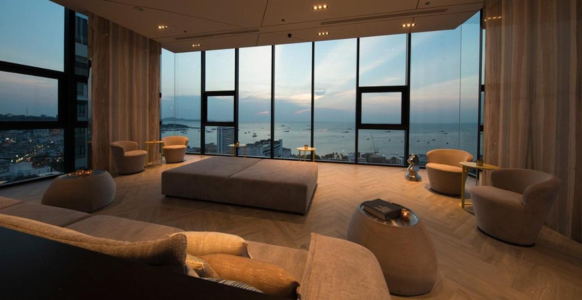 70sqm 2 Bed - 2 Bath - Penthouse Condo The Base Central Pattaya 595 view 4