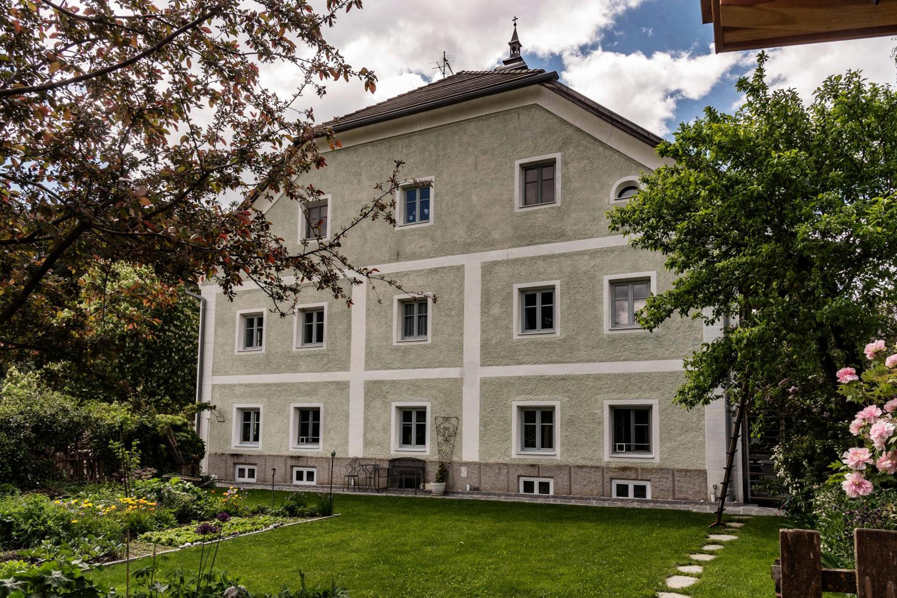 Puenlandhof view 2