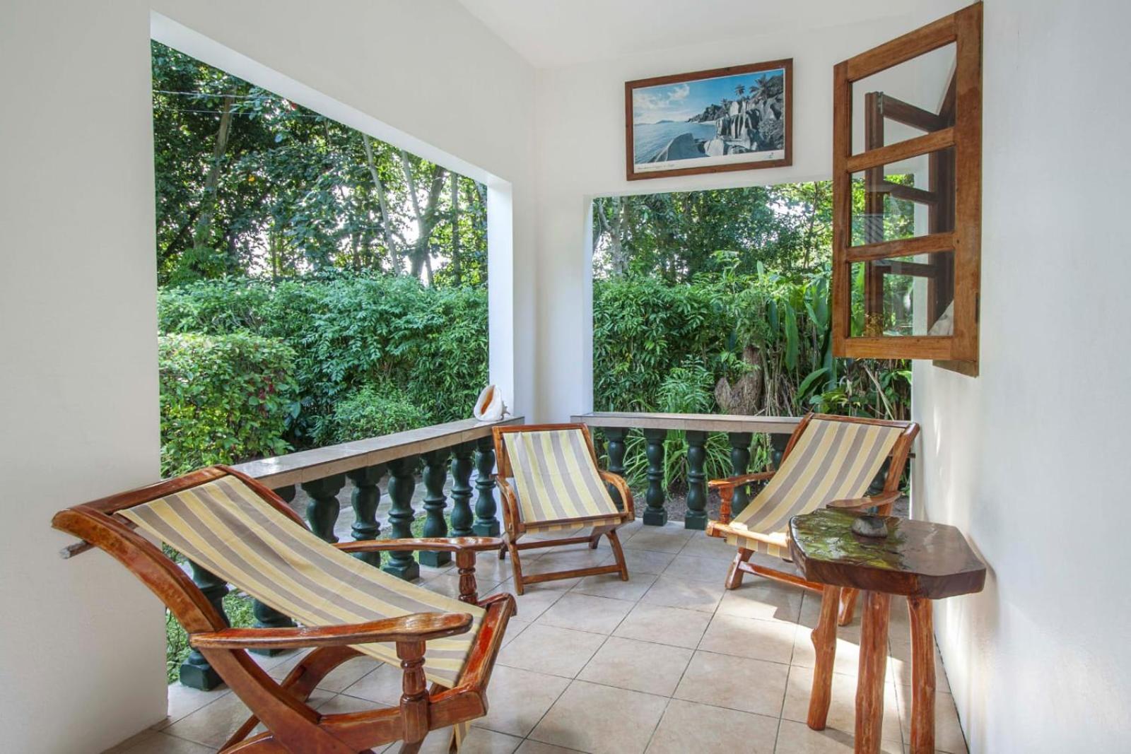 Tannette Villa 14