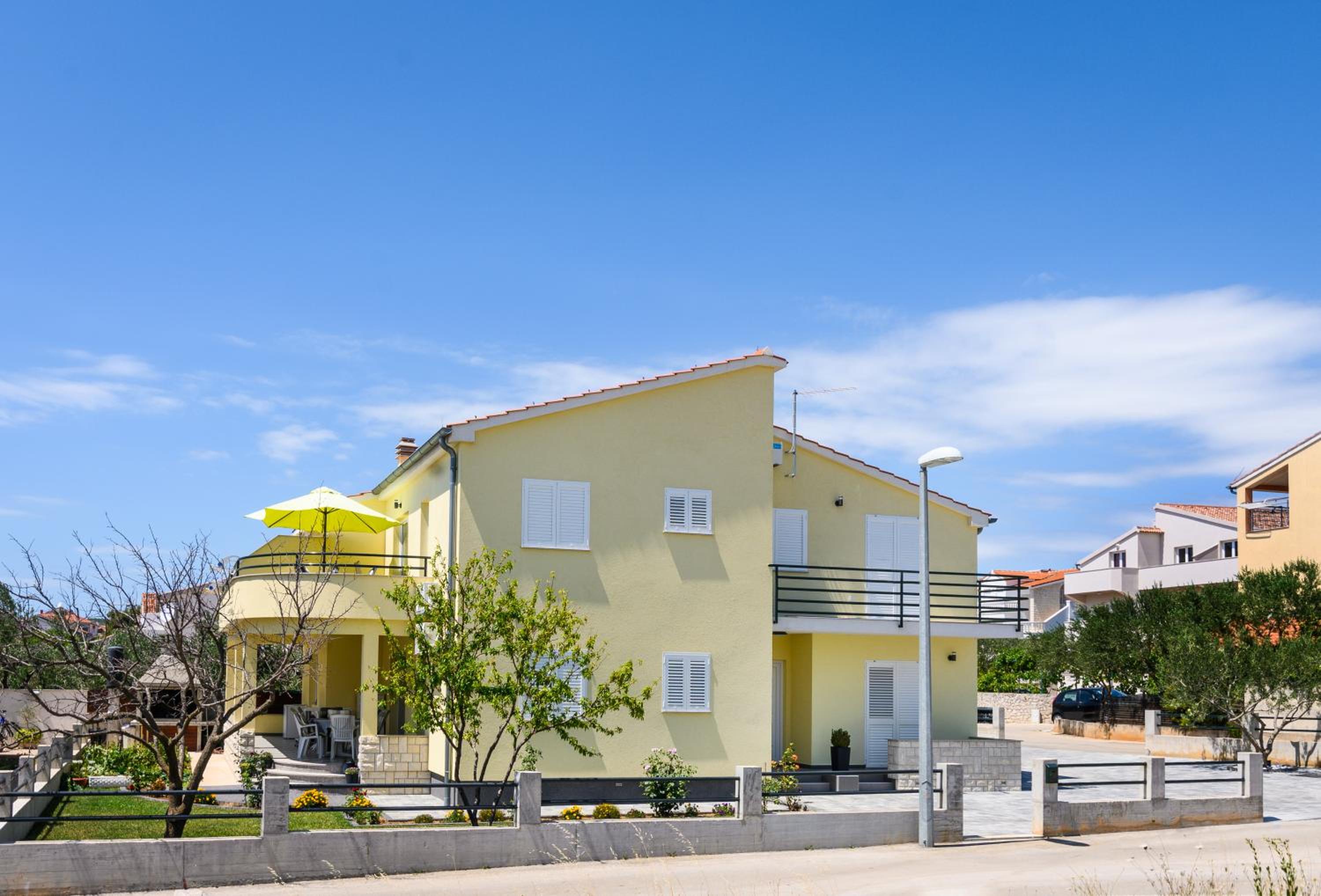 Apartments Blatančić
