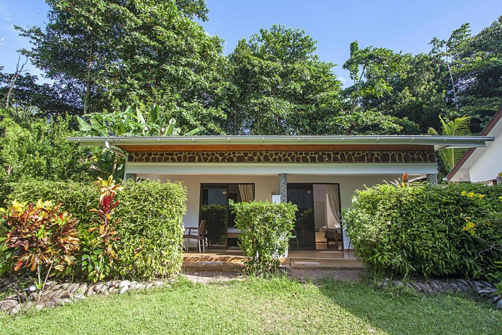 Tannette Villa 18