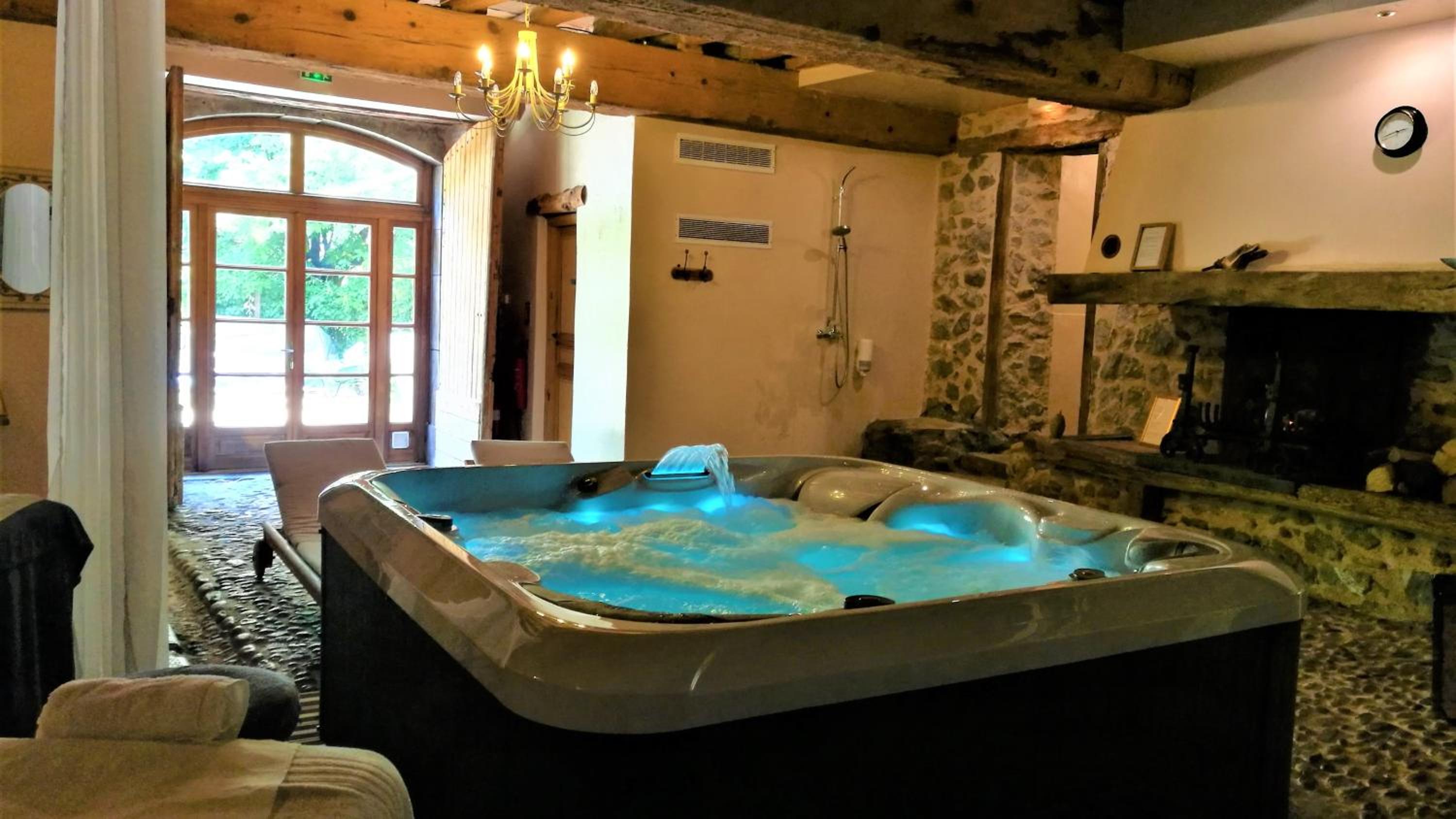 Jacuzzi