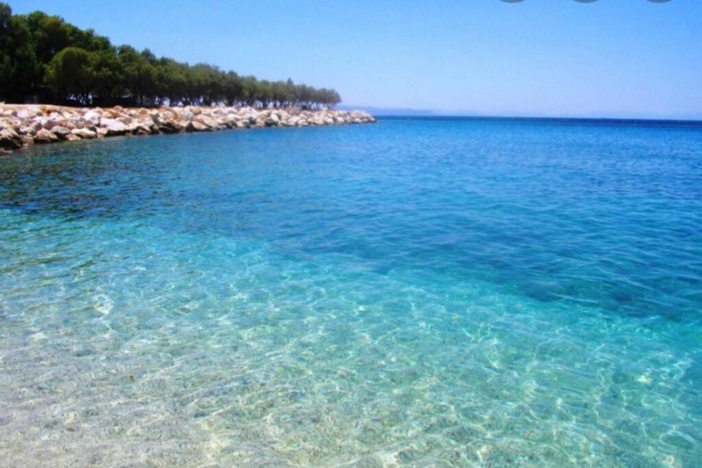 EcoStay-Serenity,business class apartment by the sea in Alimos Kalamaki