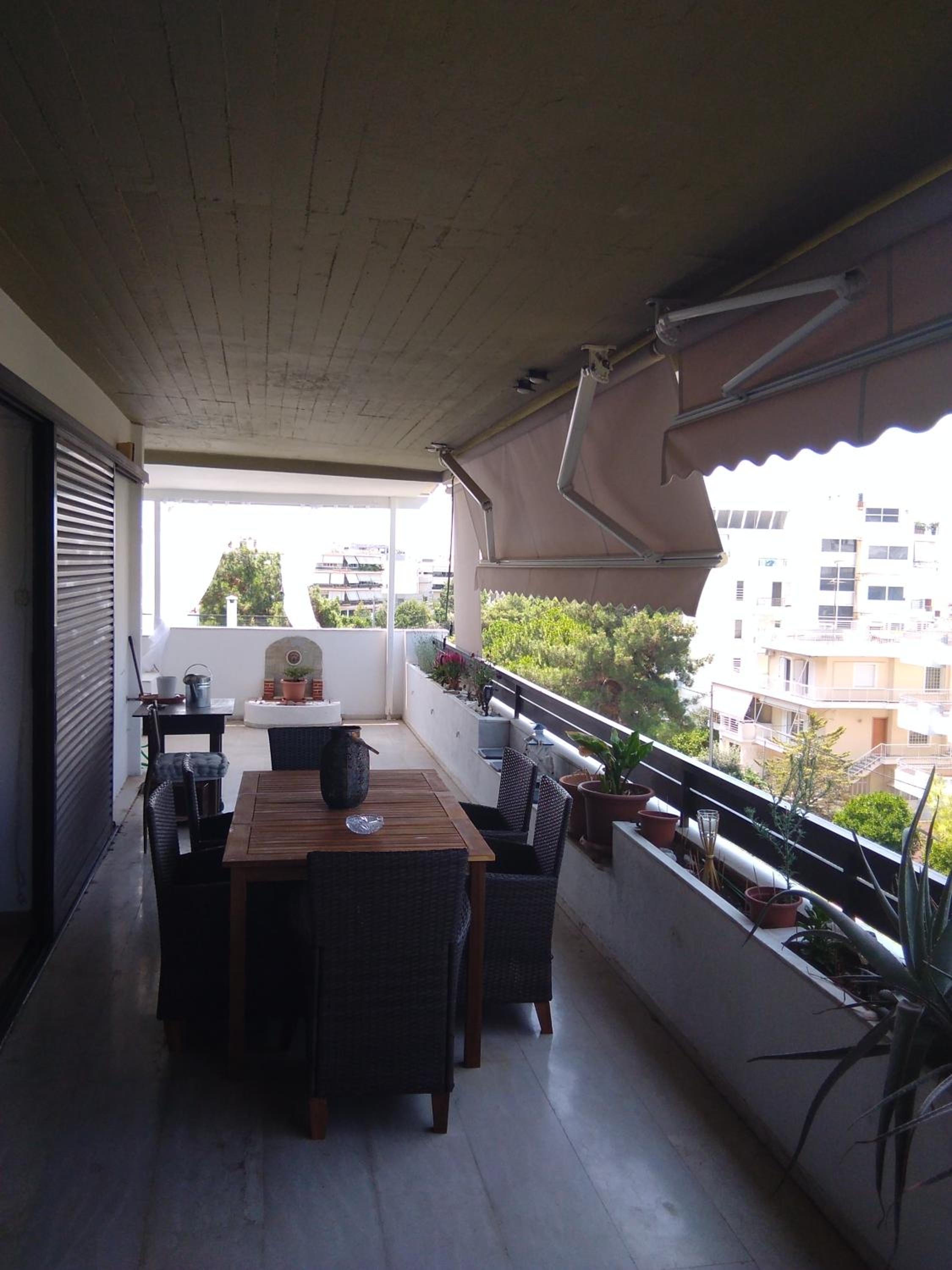 Glyfada Seabreeze Apartment