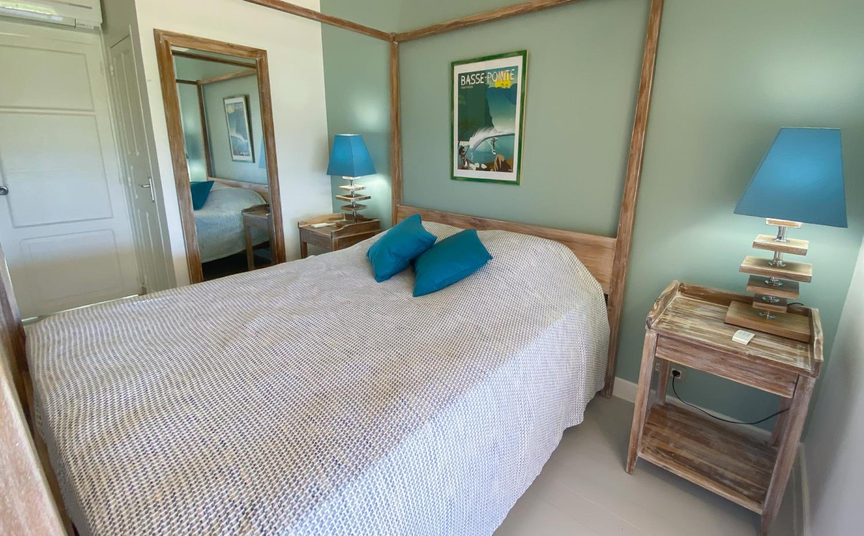 Les Hauts du Cap - Guest House view 3
