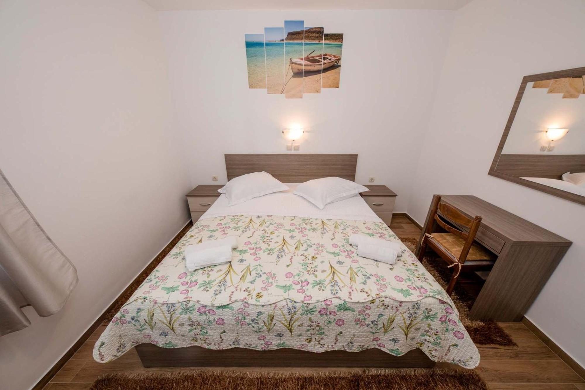 Paradise Apartments