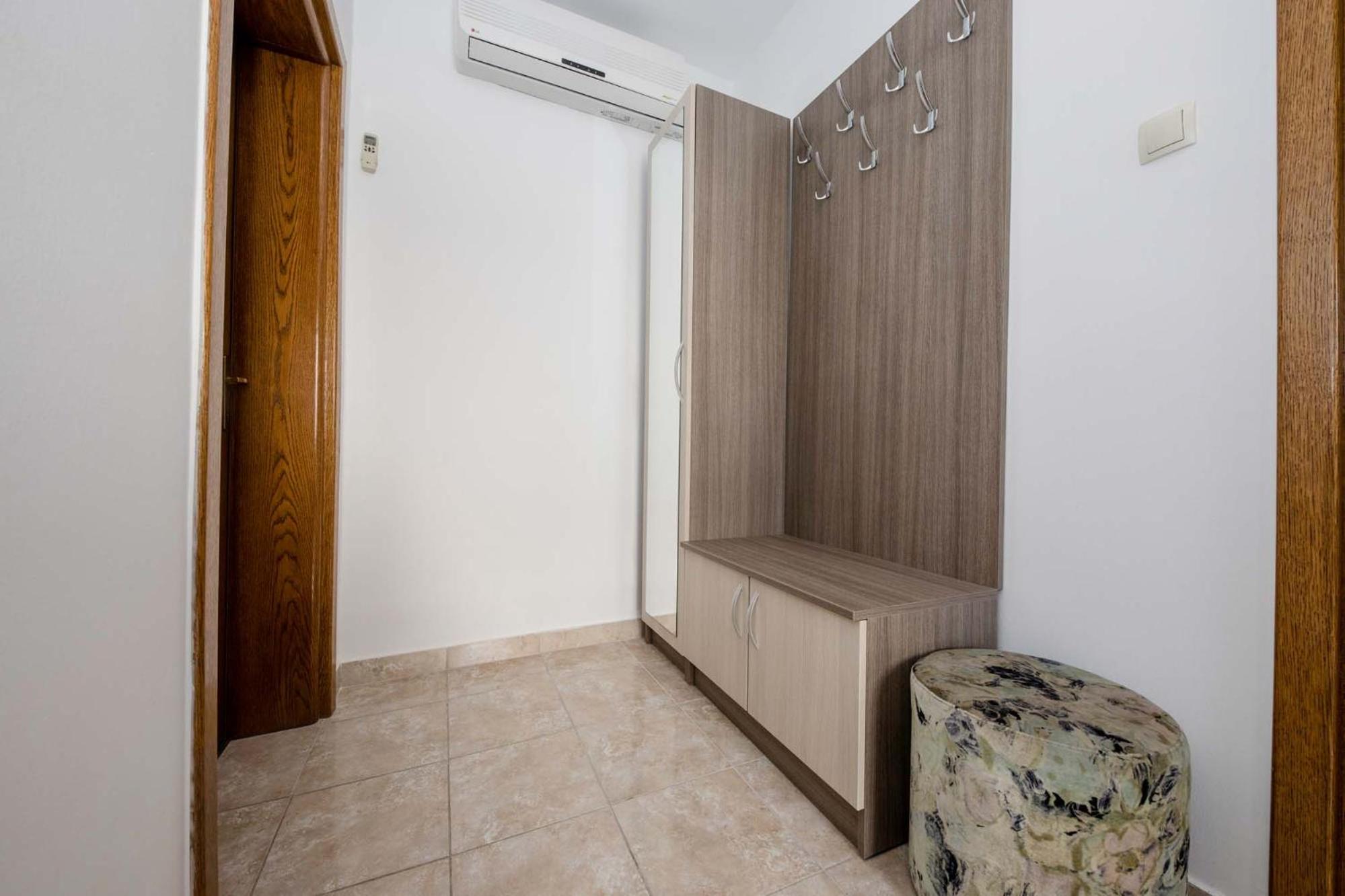 Paradise Apartments