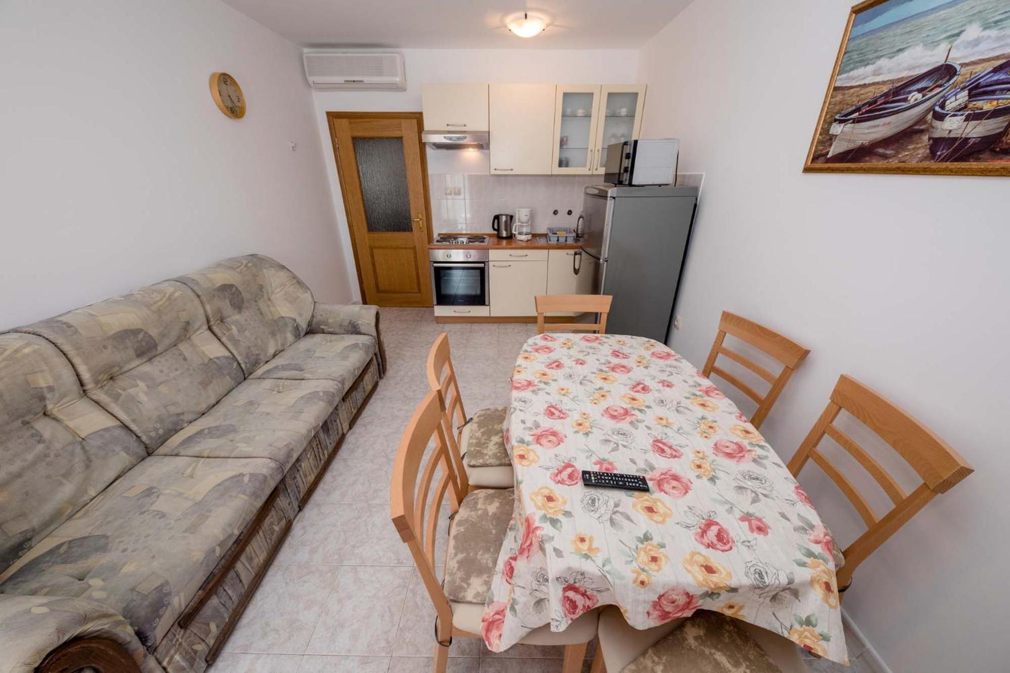 Paradise Apartments