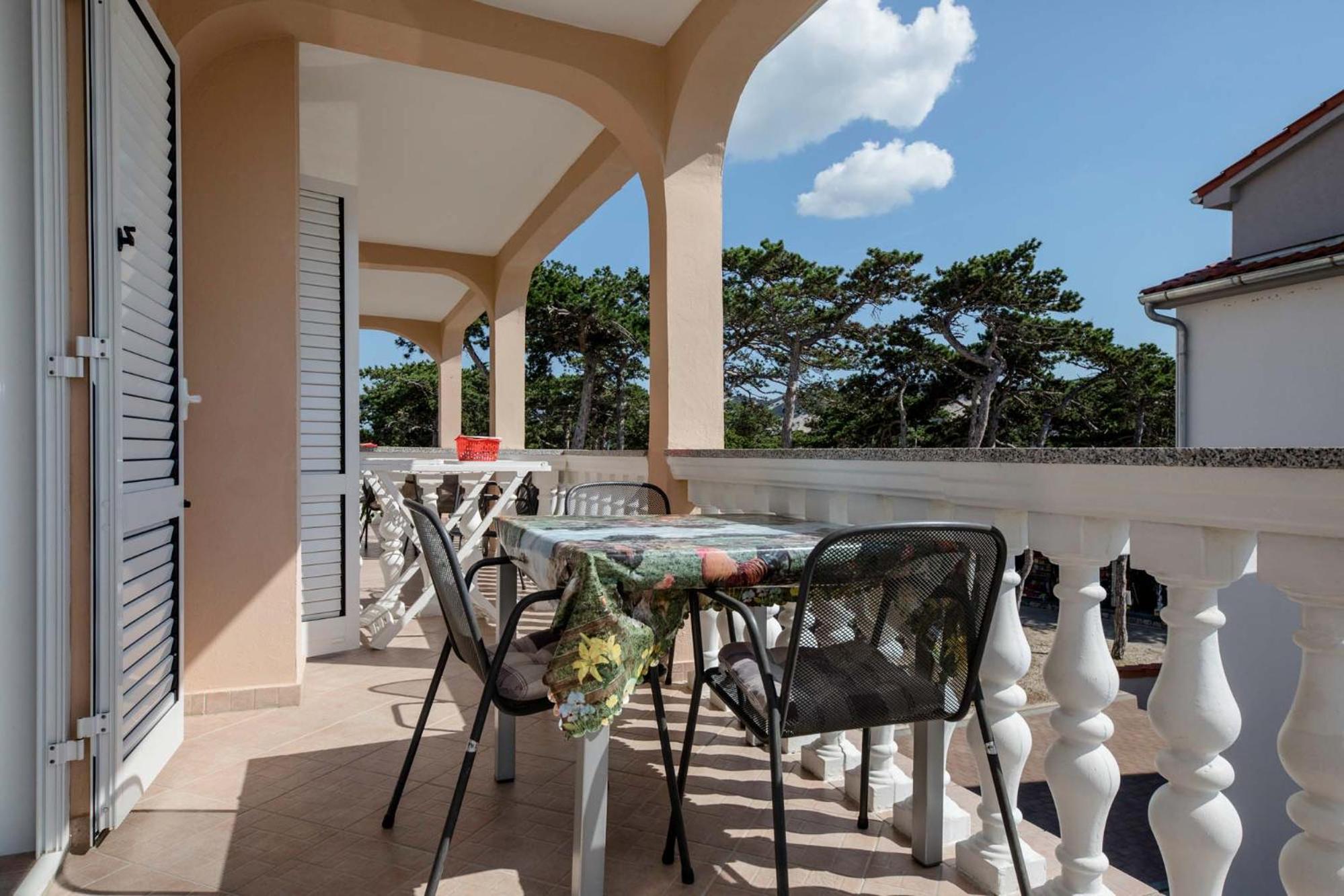 Paradise Apartments