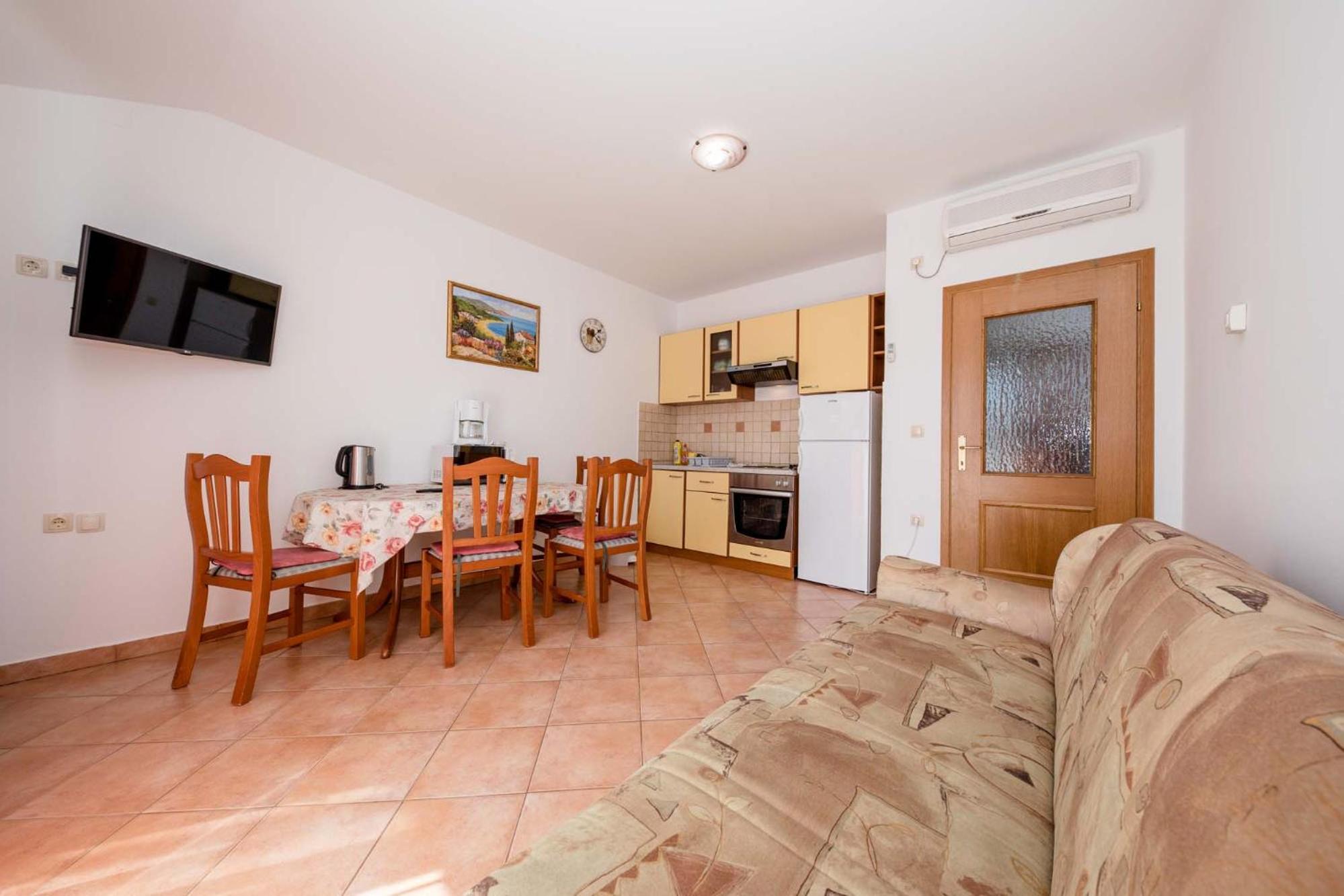 Paradise Apartments