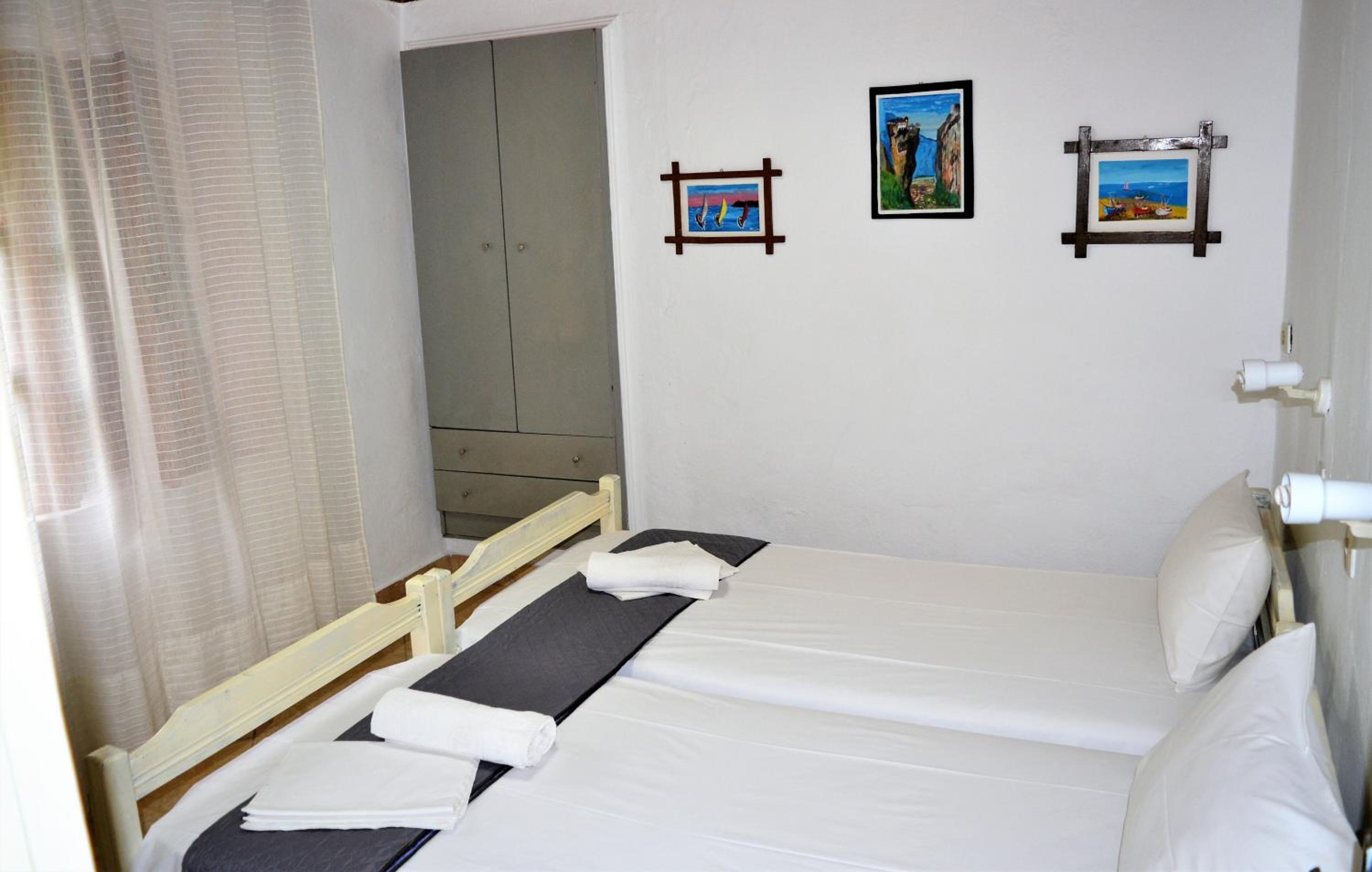 Evaggelou Rooms view 3
