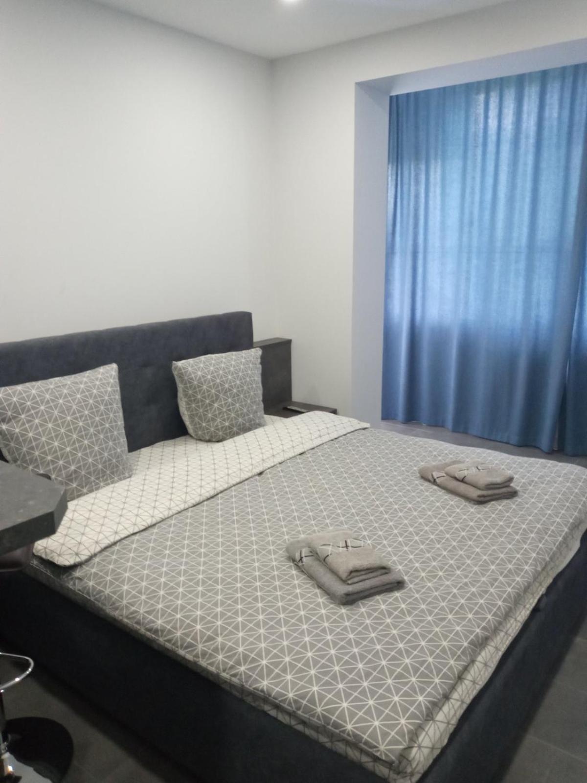 Luxury Central Apartment view 2