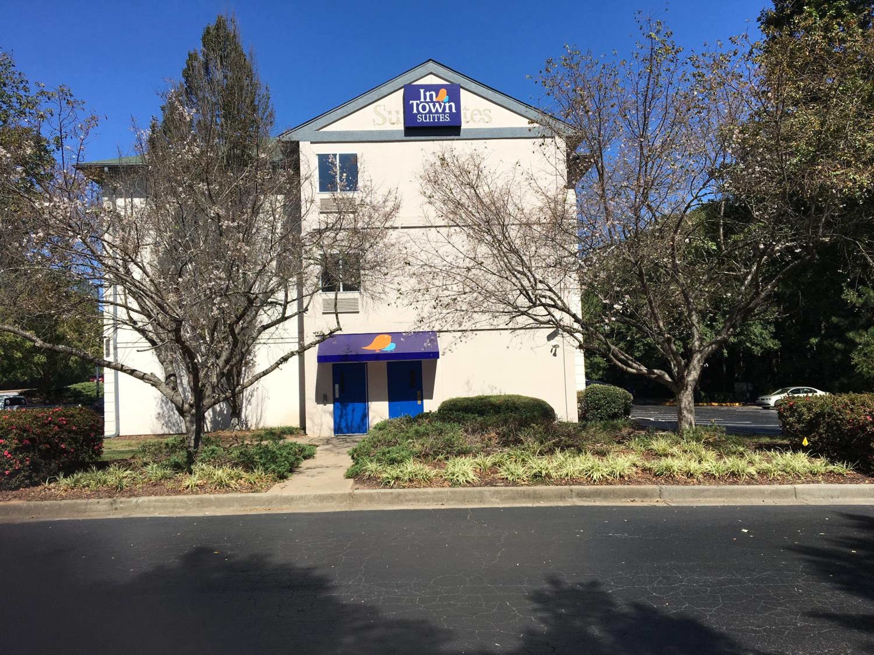 InTown Suites Extended Stay Atlanta GA - Duluth view 2