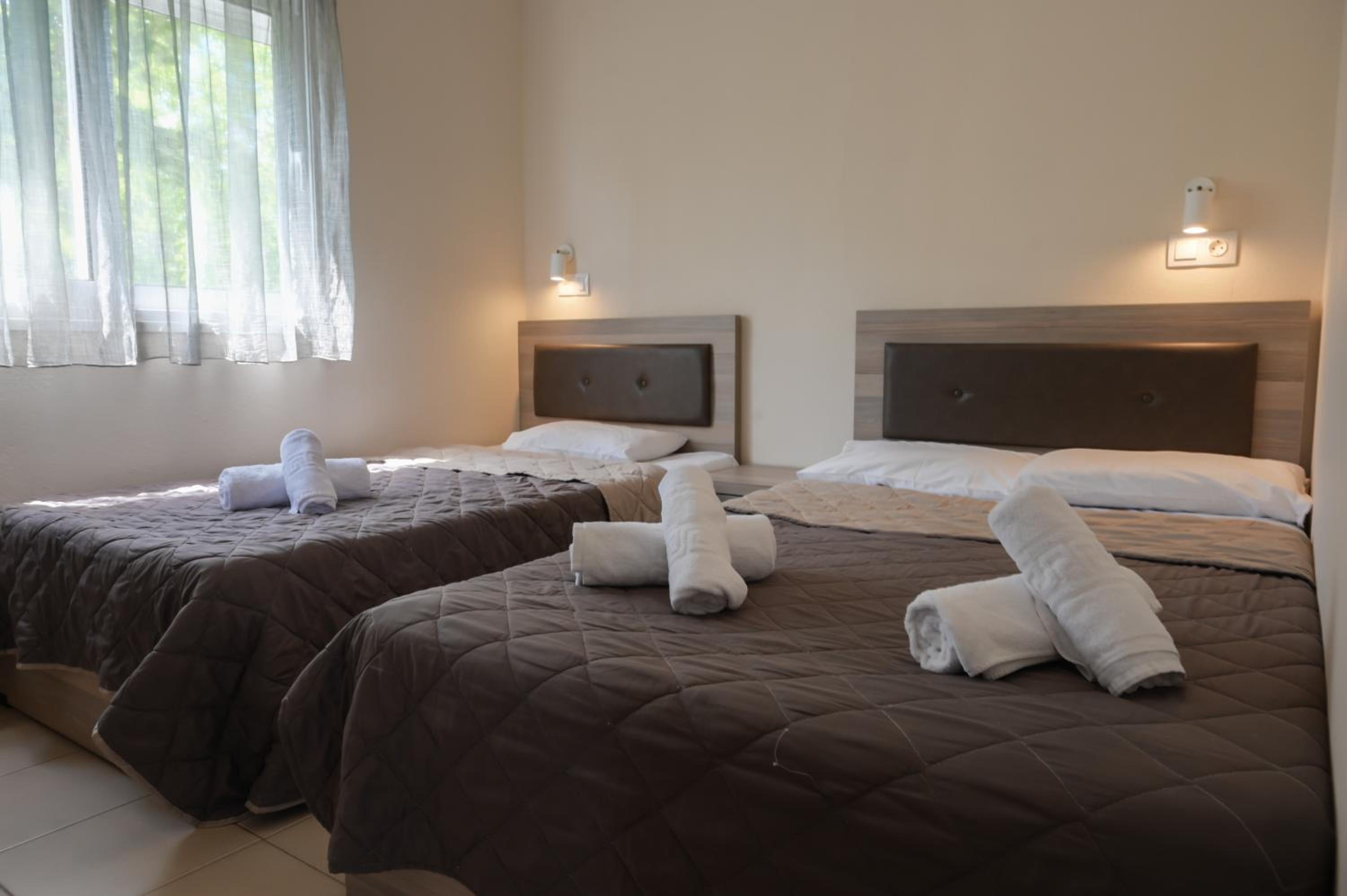Priona Rooms
