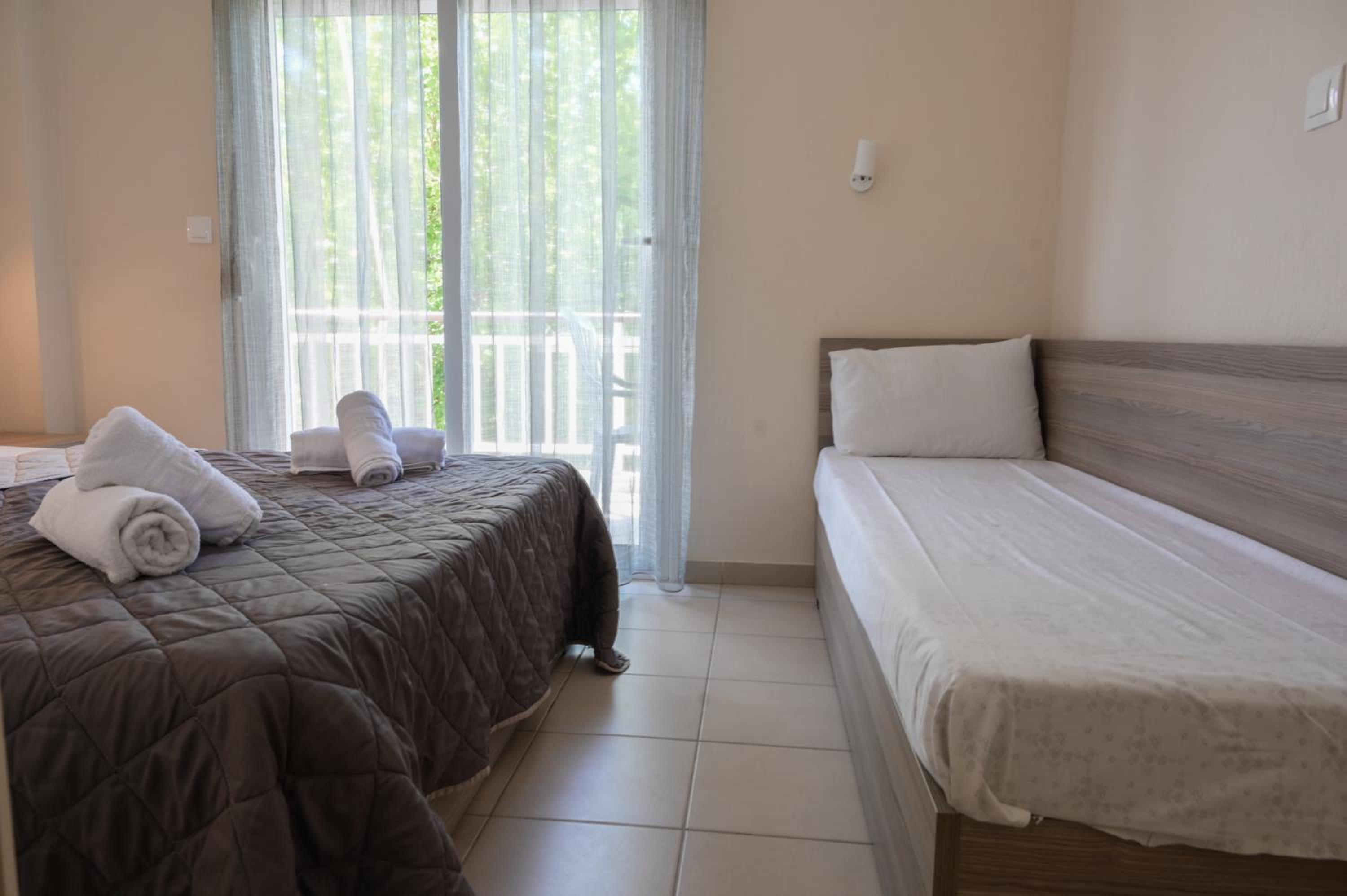 Priona Rooms