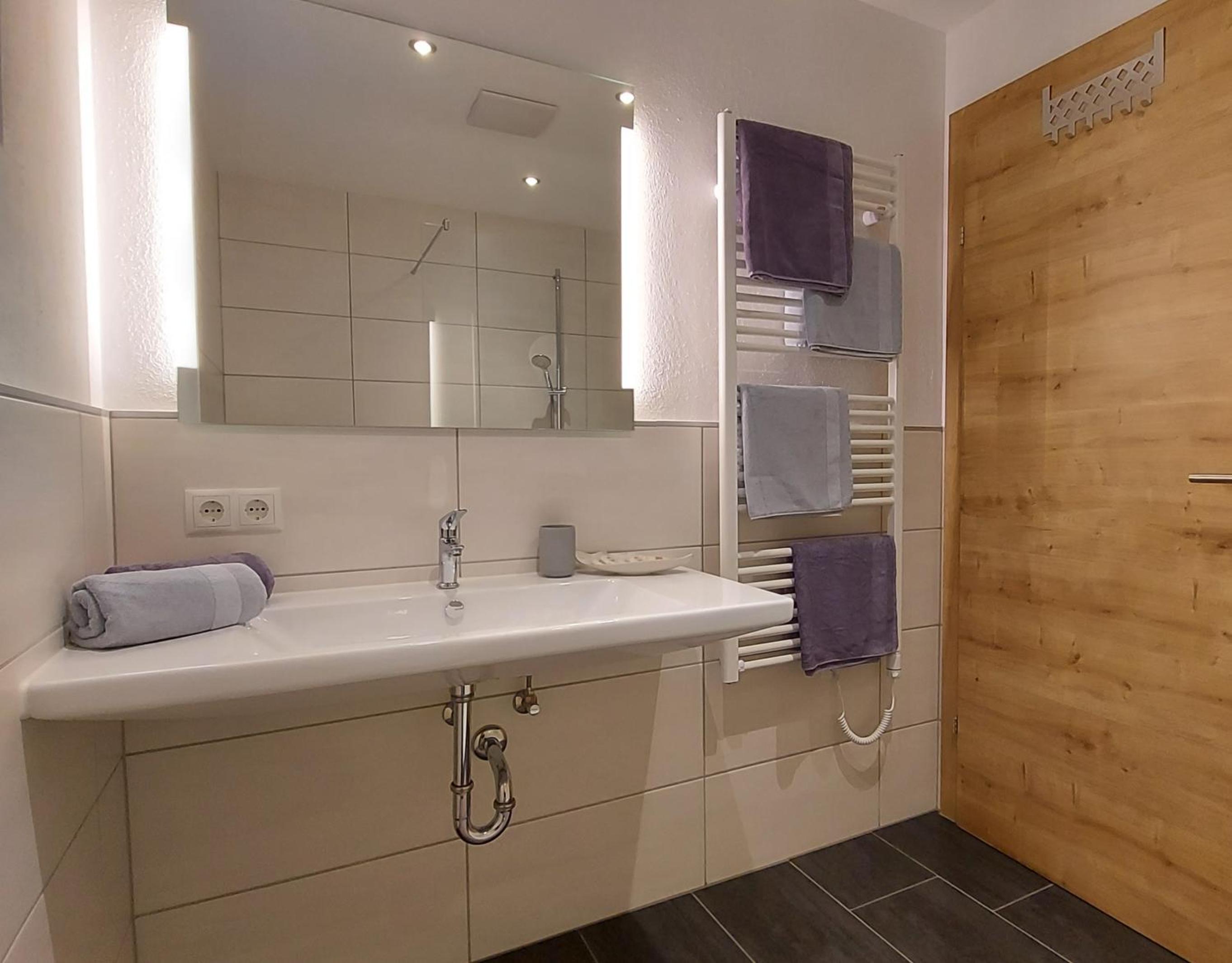 Apart Montis en Längenfeld — bathroom