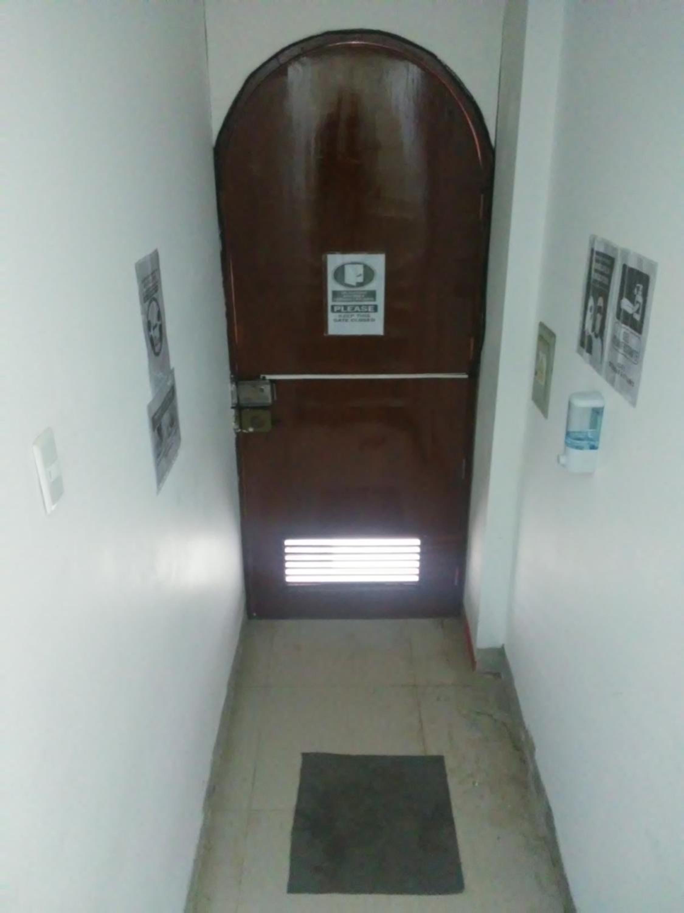 Photo 33