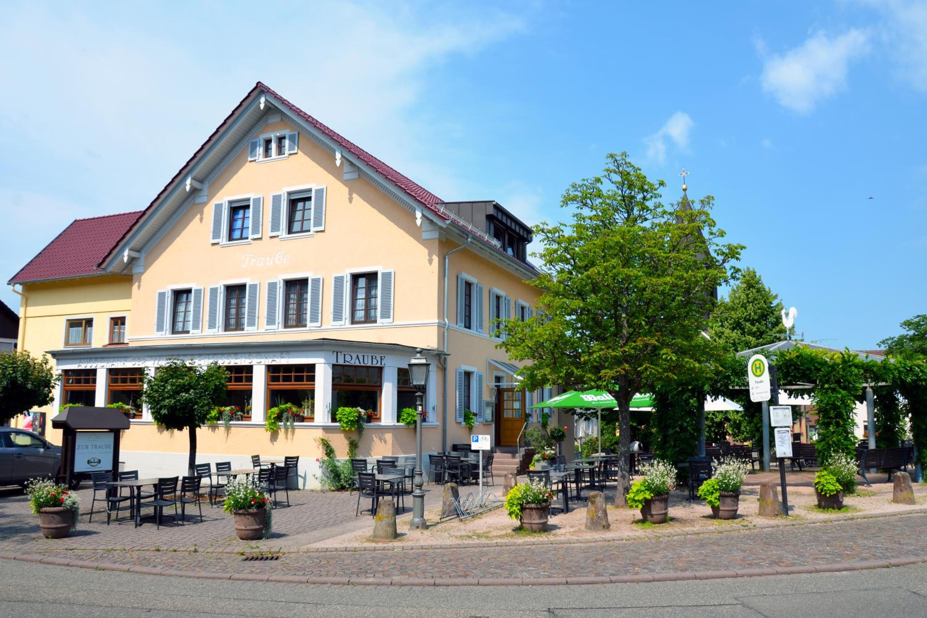 Hotel Gasthof zur Traube - Image 1