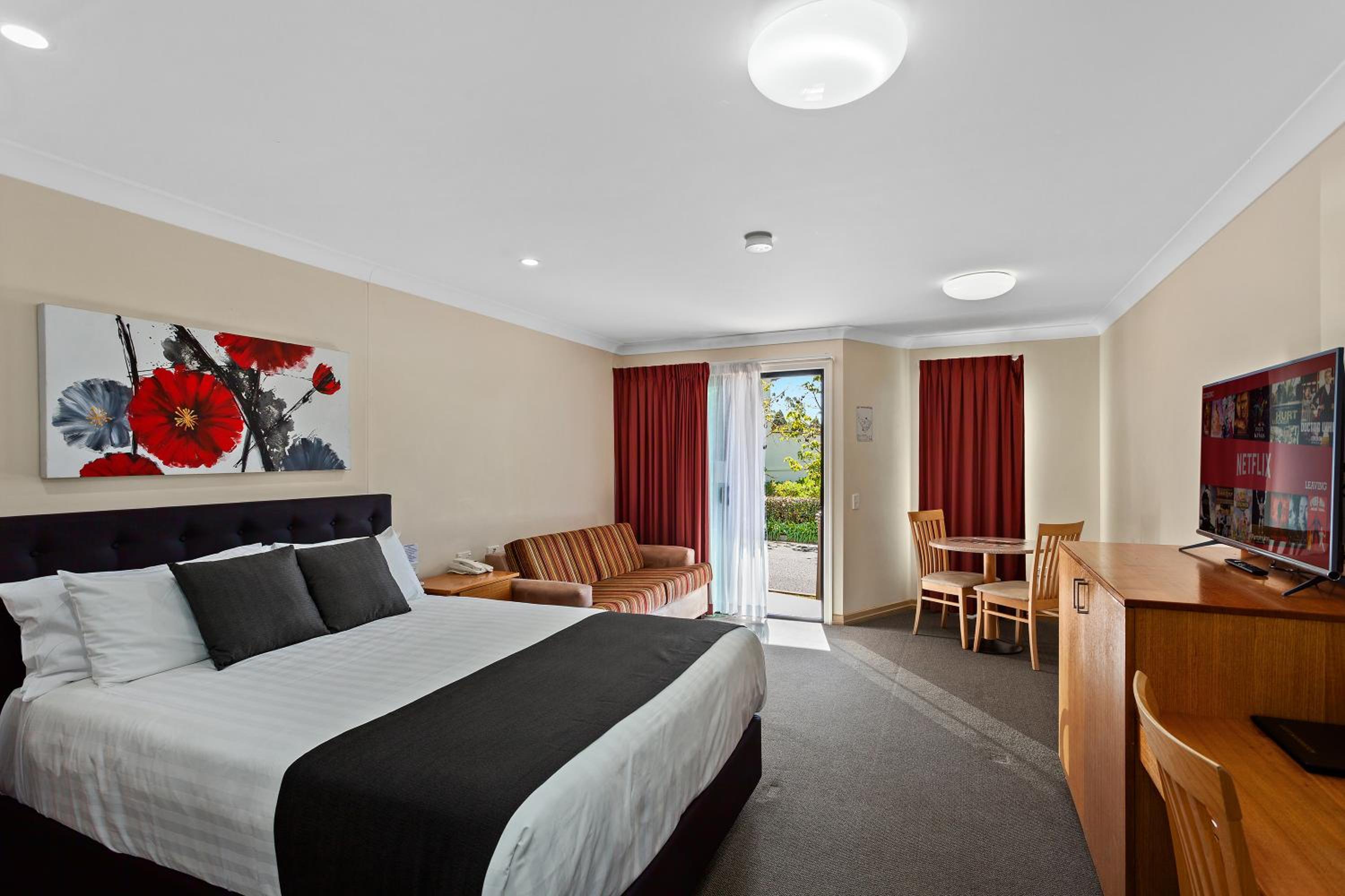 Eastgate on the Range Motel