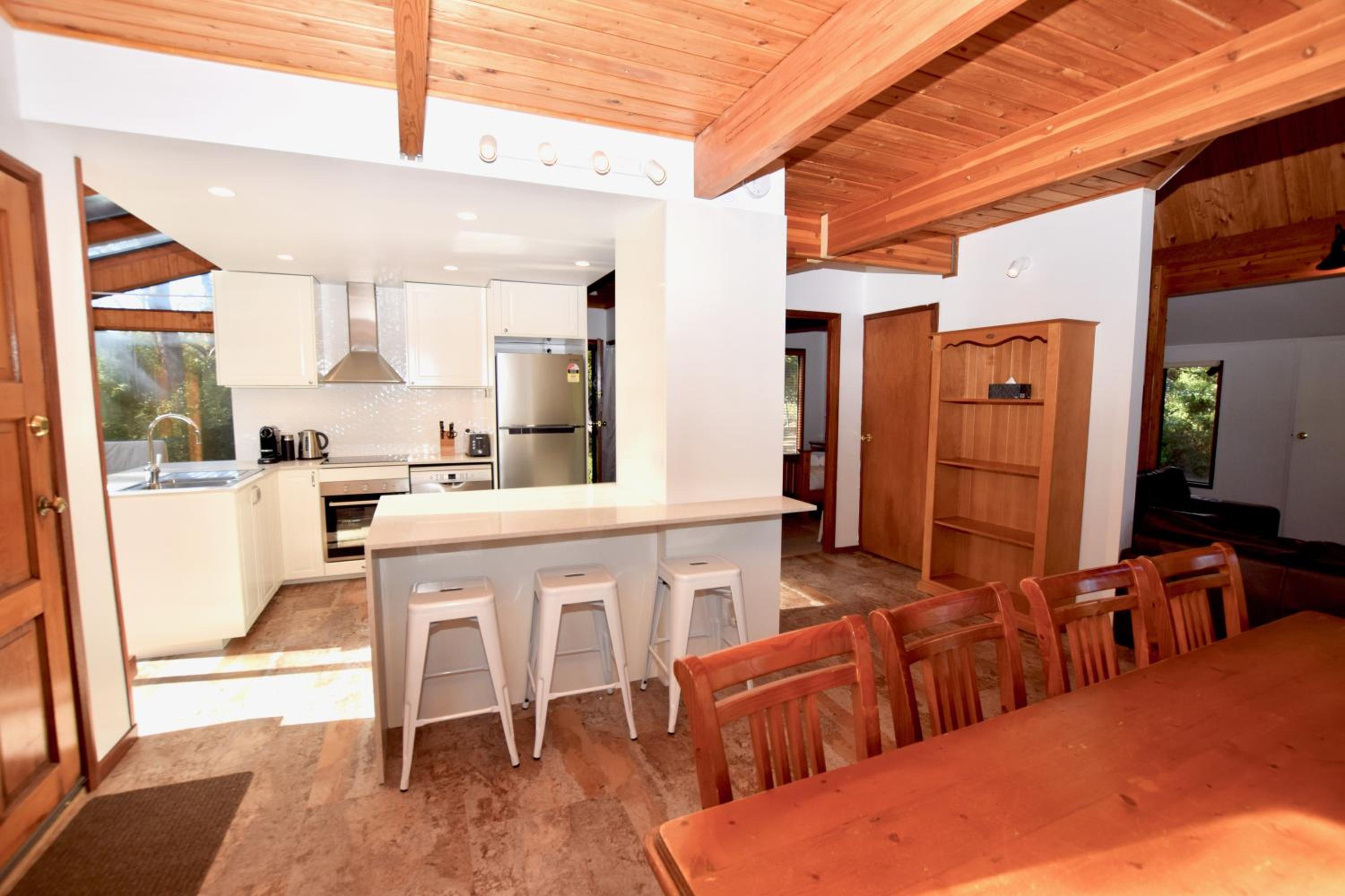Sublime Cedar Lodge Leura