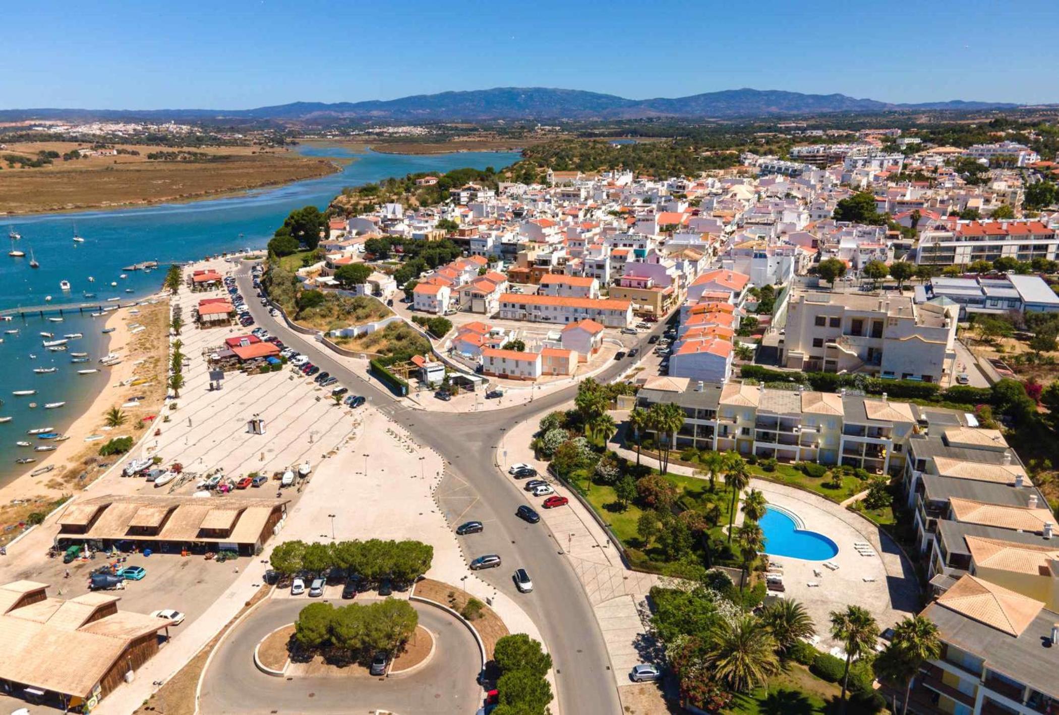 One Bedroom Apartment with Stunning Views view 5