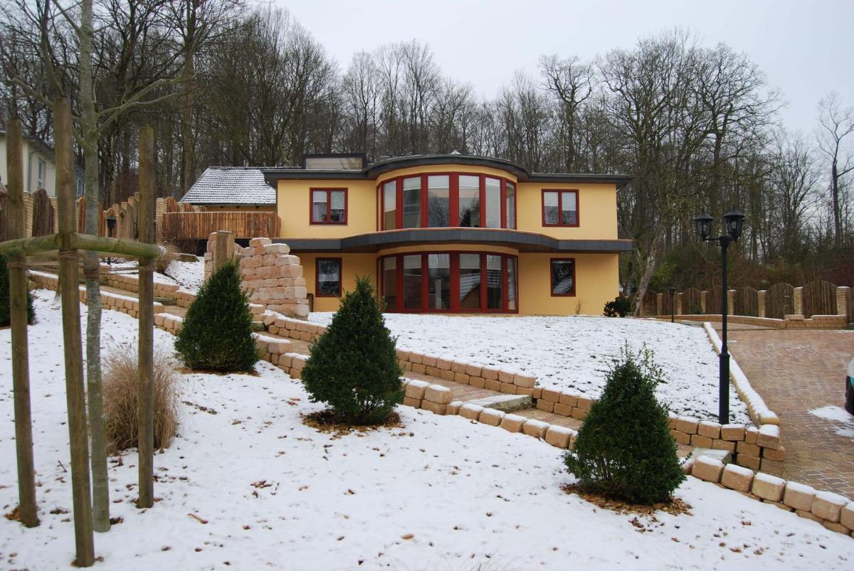 Hinter Dem Schloss view 2