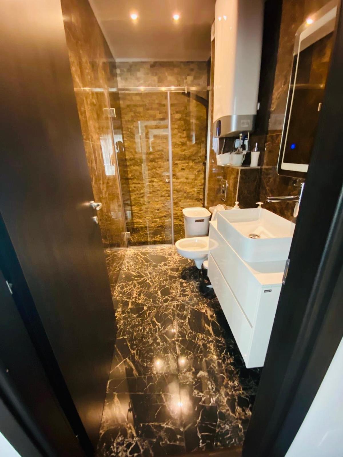 Apartament Mamaia Nord DeSilva