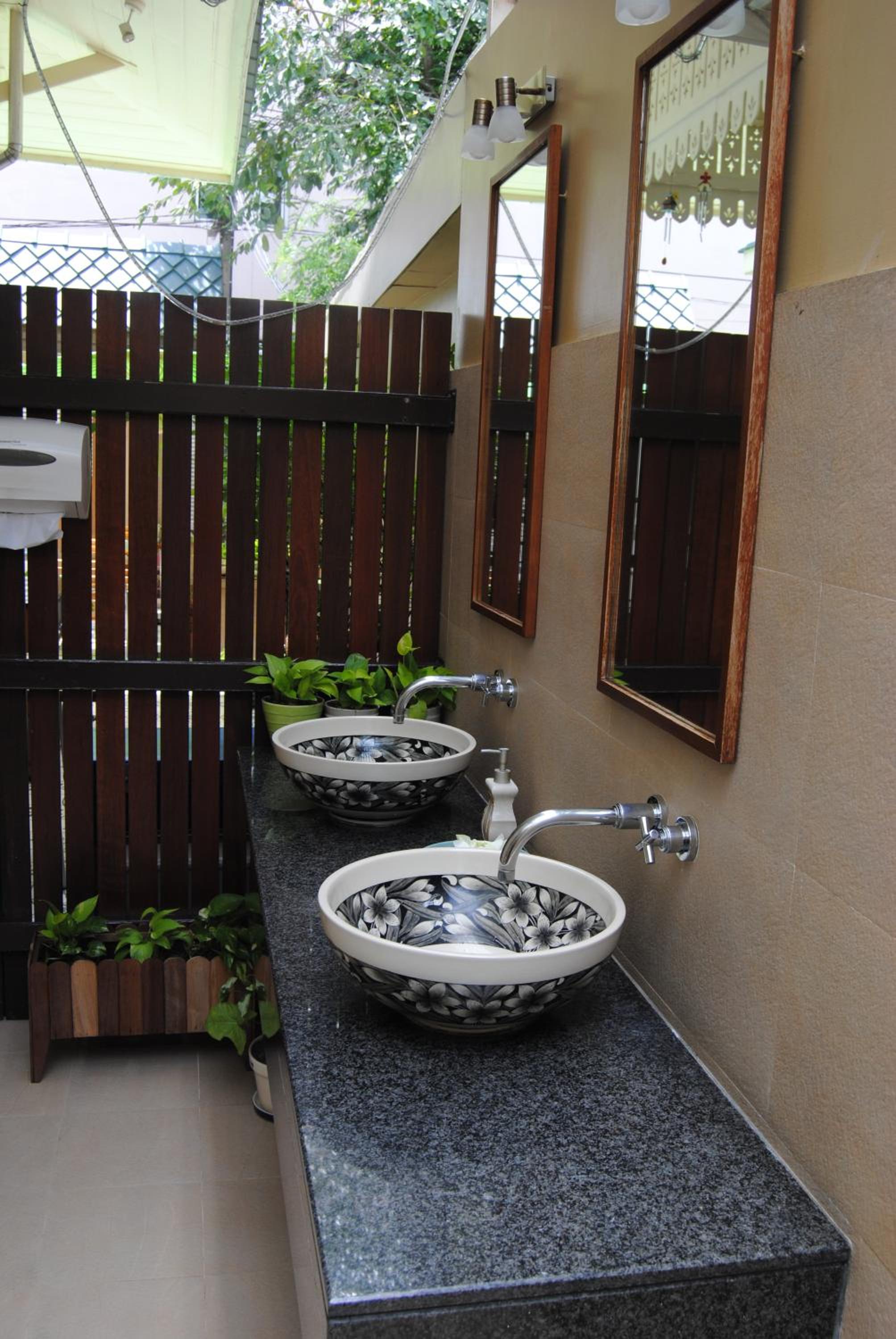 Baan Dinso