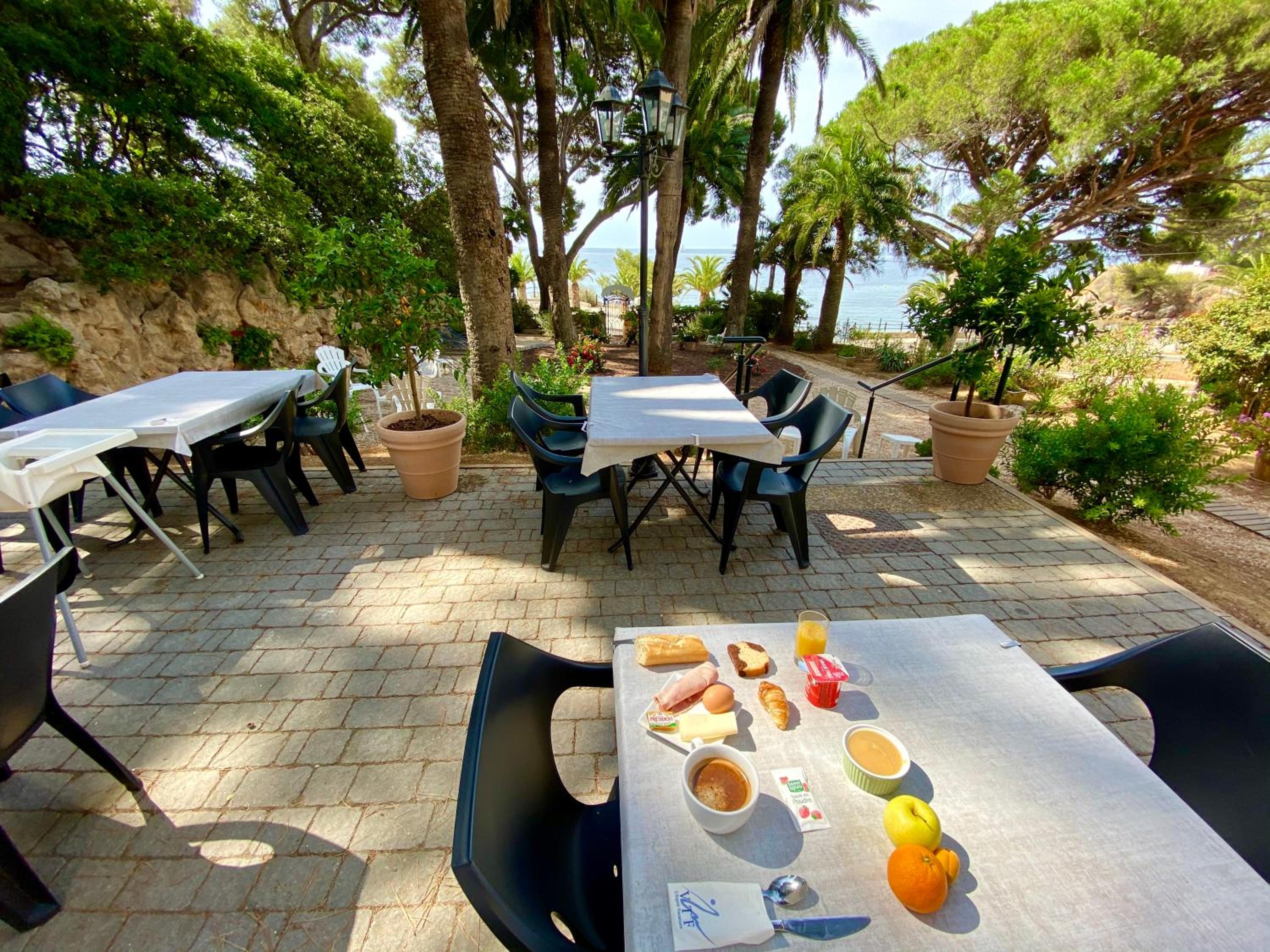 outdoor BBQ area