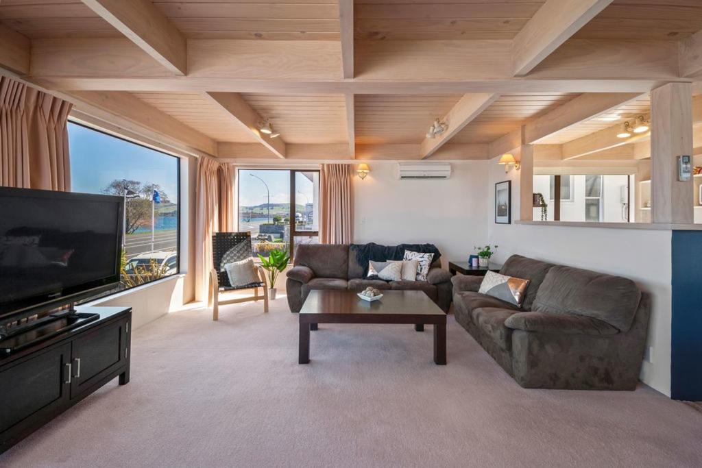 Fenworth - Taupo Holiday Home