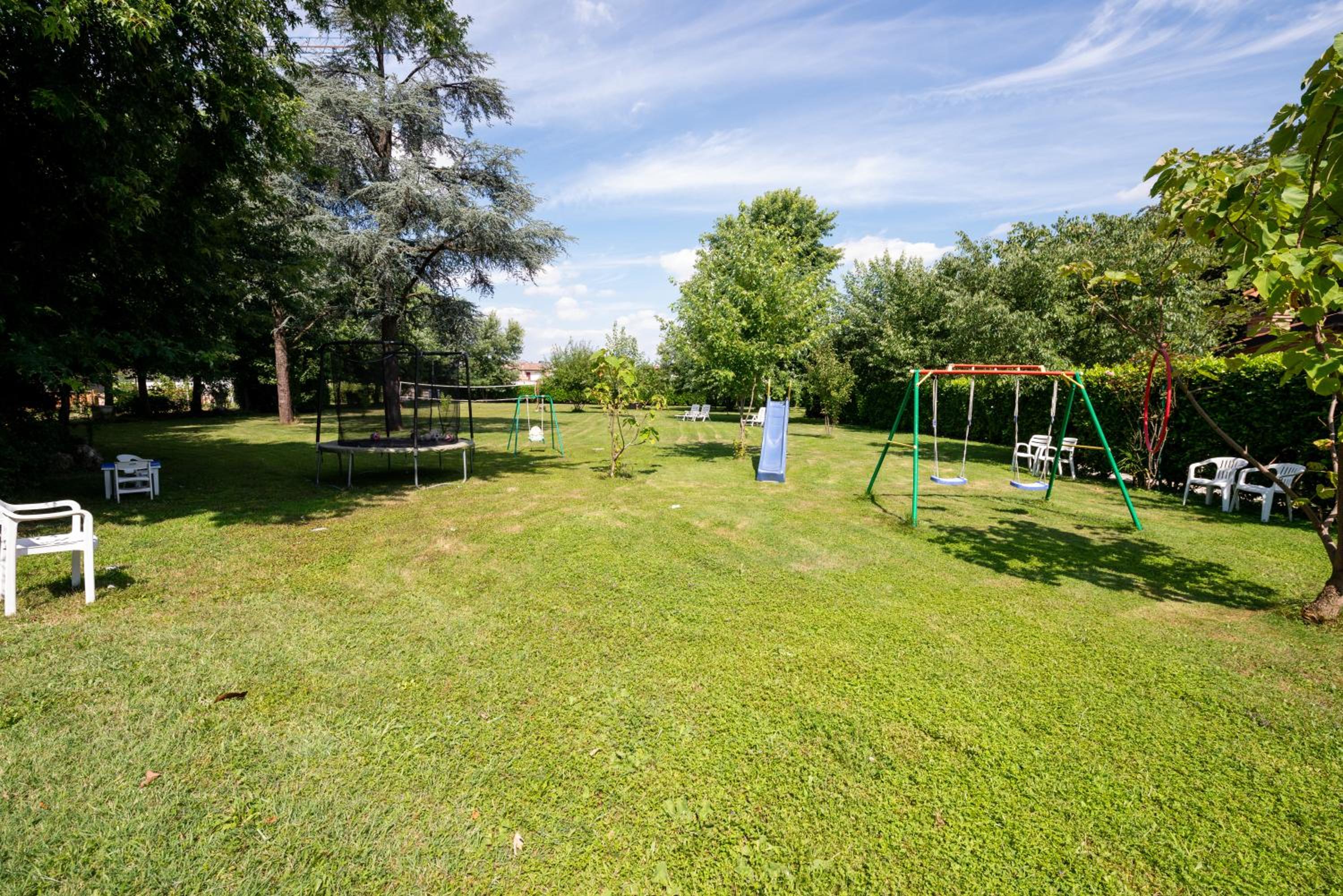 Photo 27