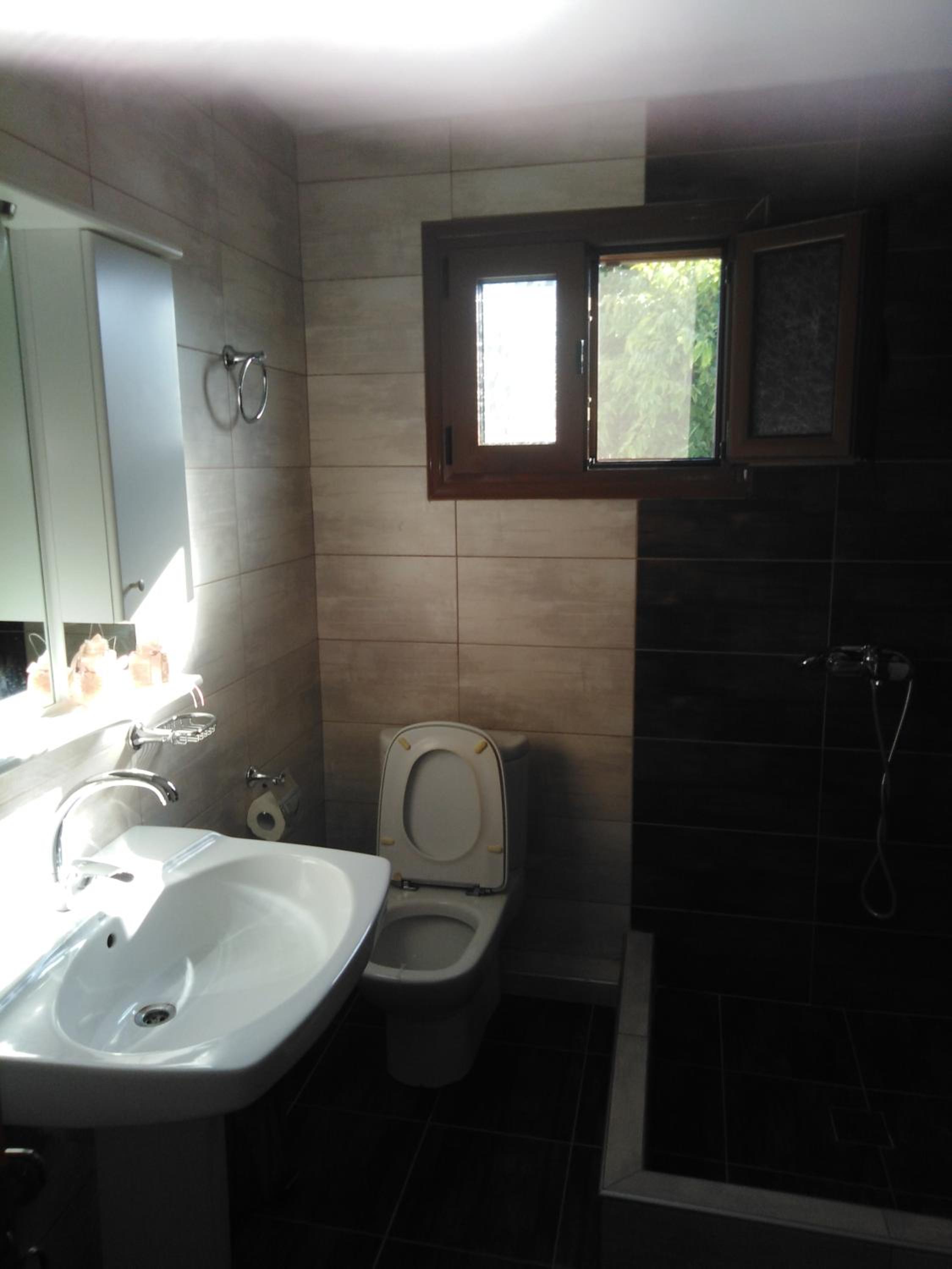 Villa elli 2 en Ammouliani — bathroom