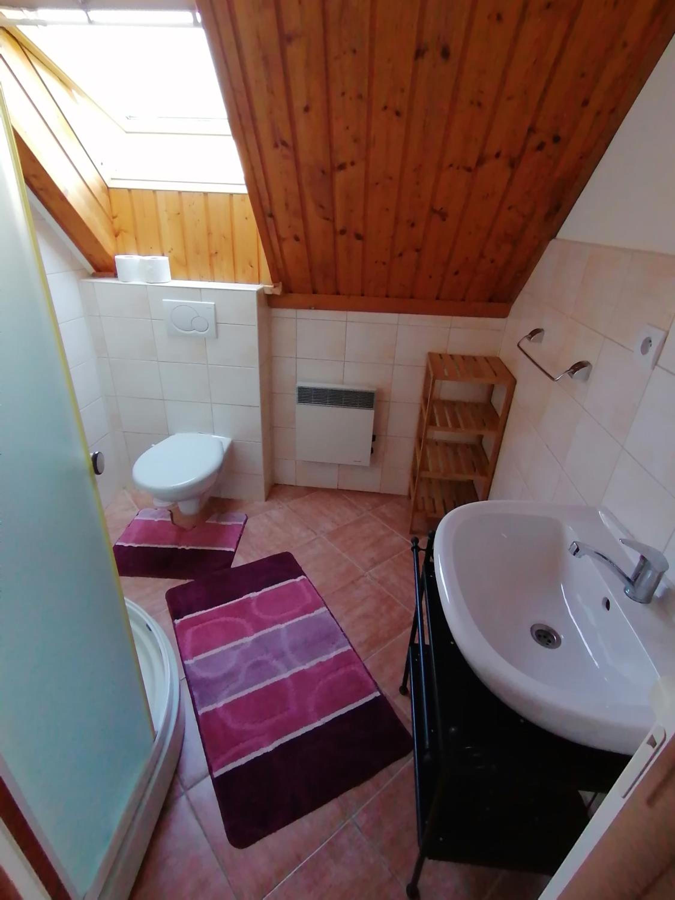 Photo 43