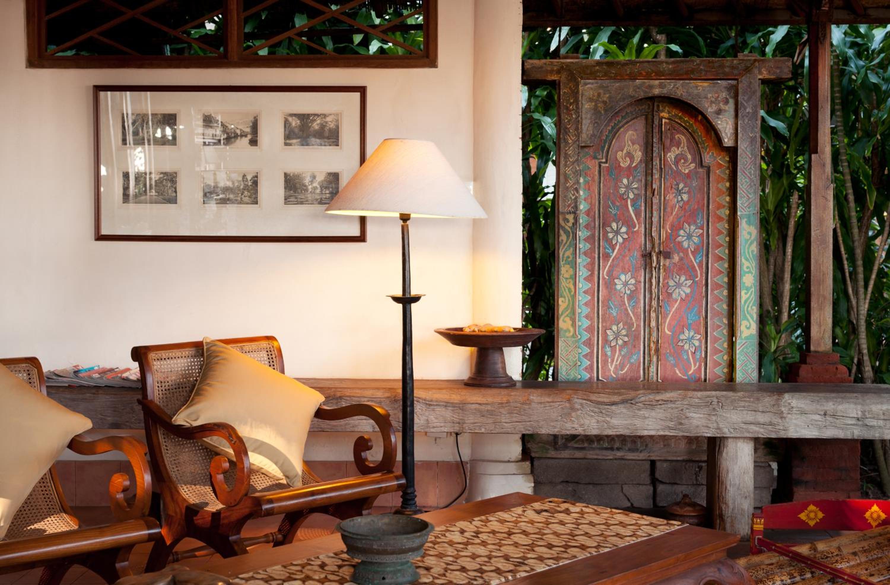 Tandjung Sari Hotel