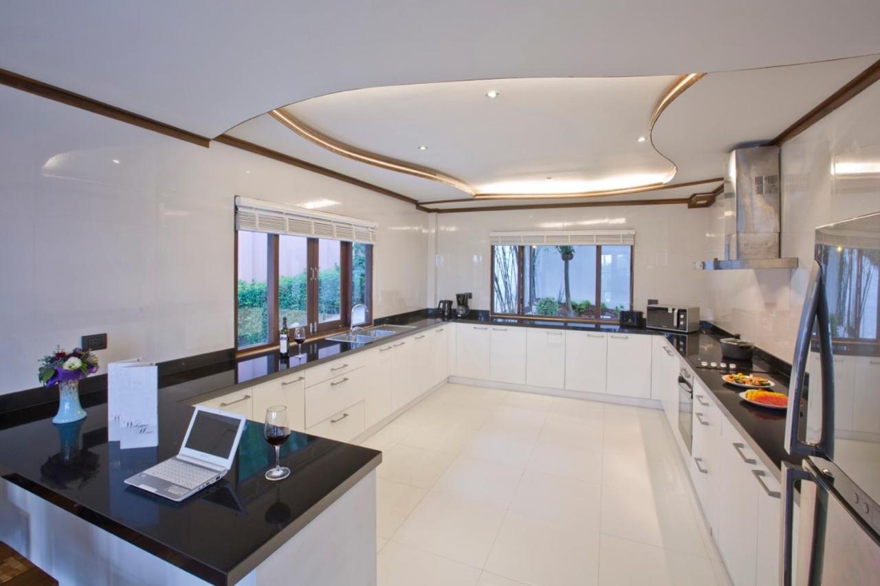 Paradise Island Estate