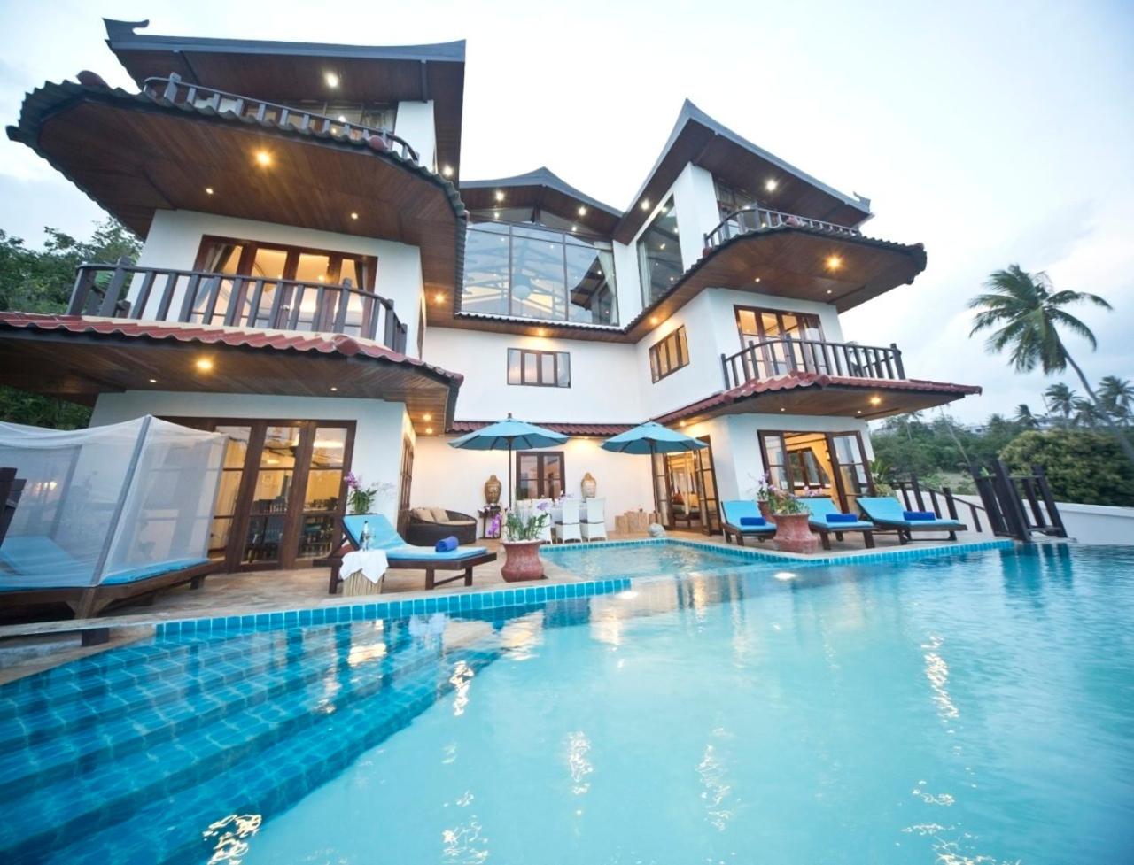 Paradise Island Estate