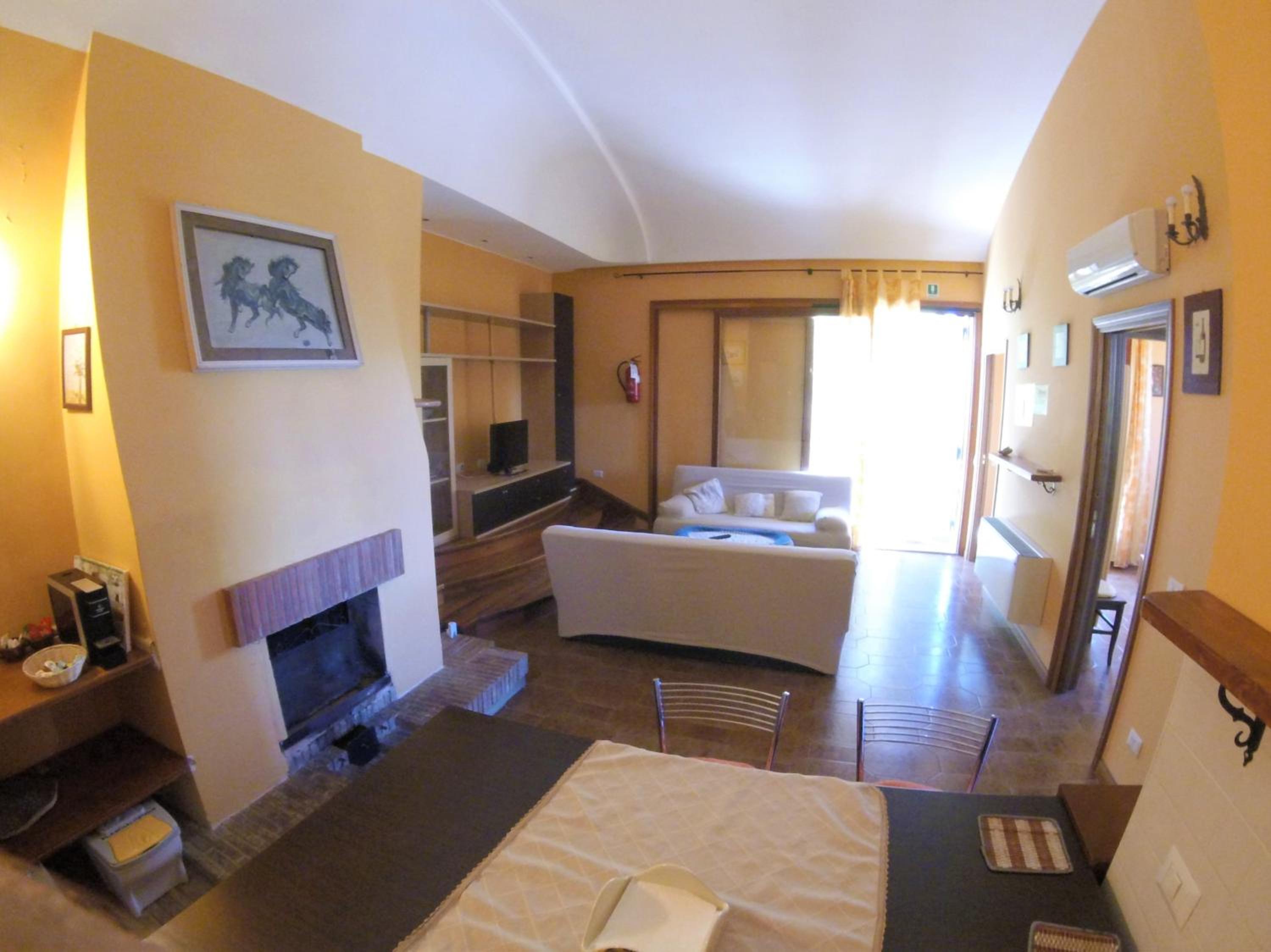 Appartamento In Villa Di Judighes view 2