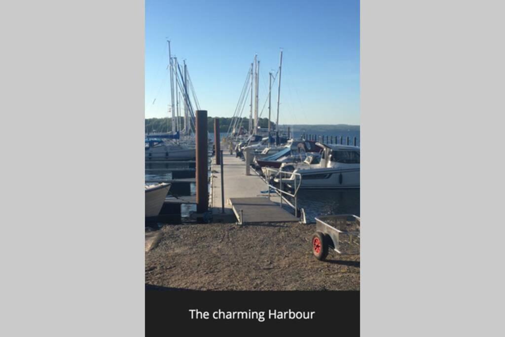 Charmerende byhus i Præstø centrum